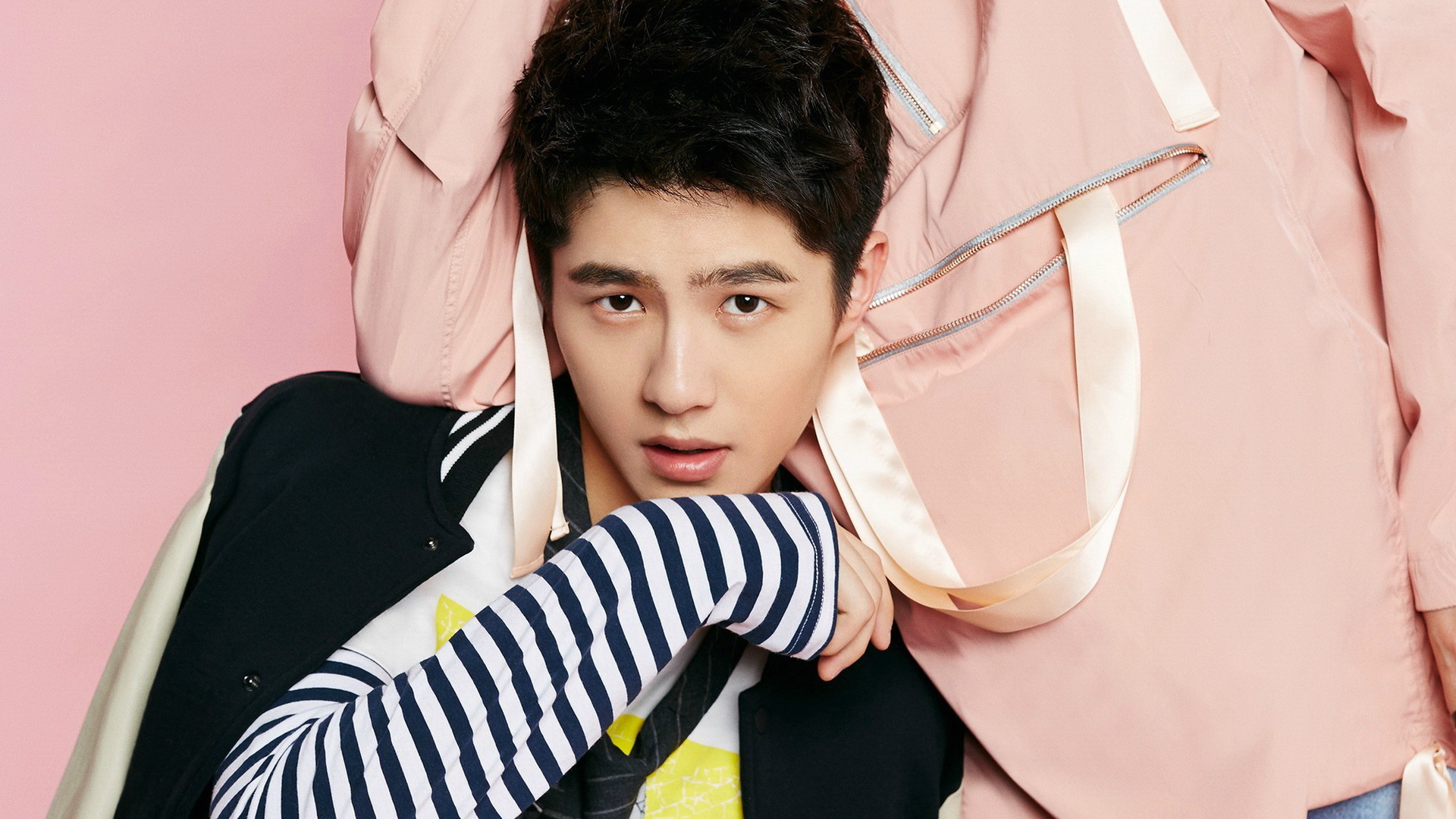 刘昊然 演员 小鲜肉 活力四射 明星