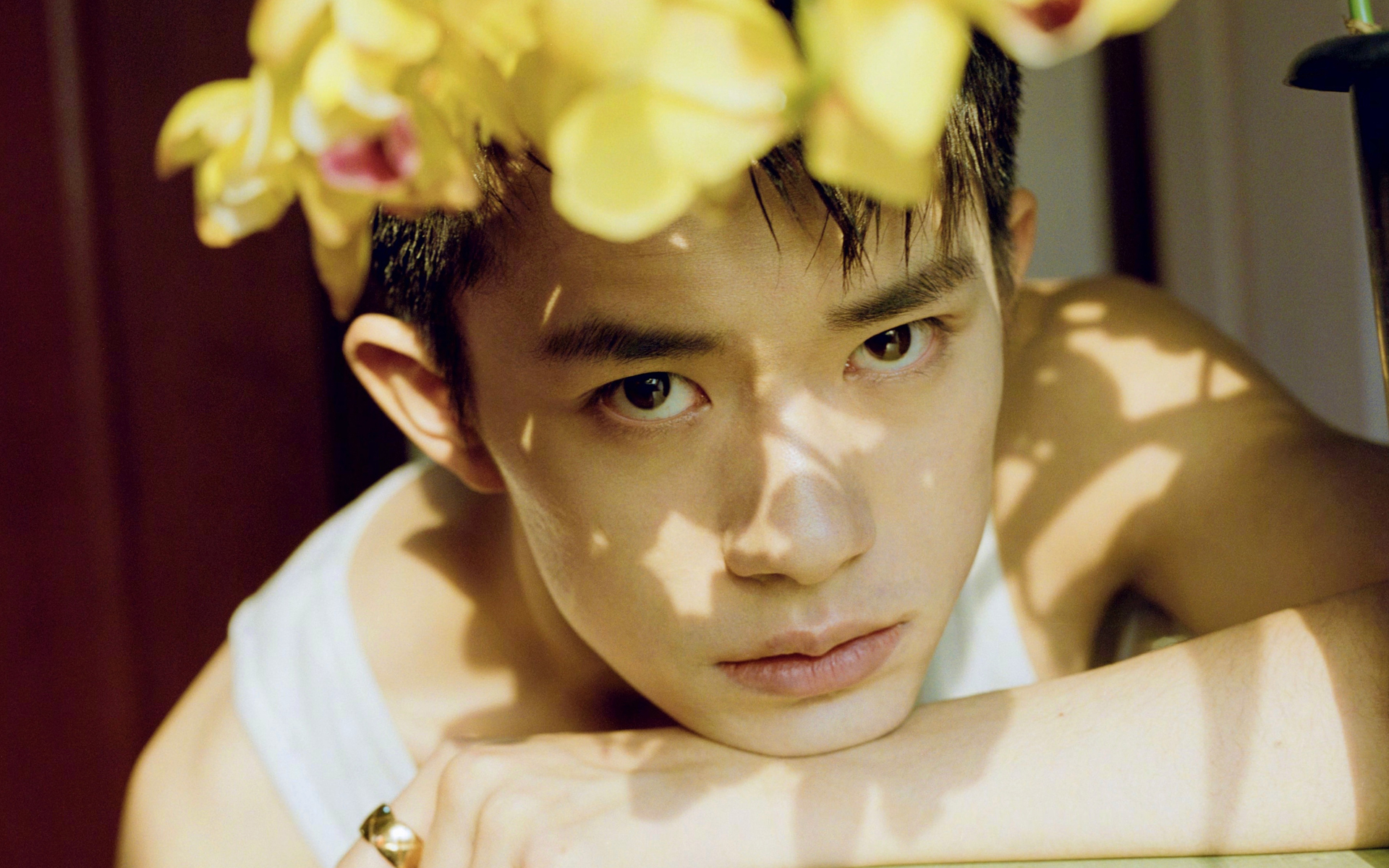 明星风尚 易烊千玺