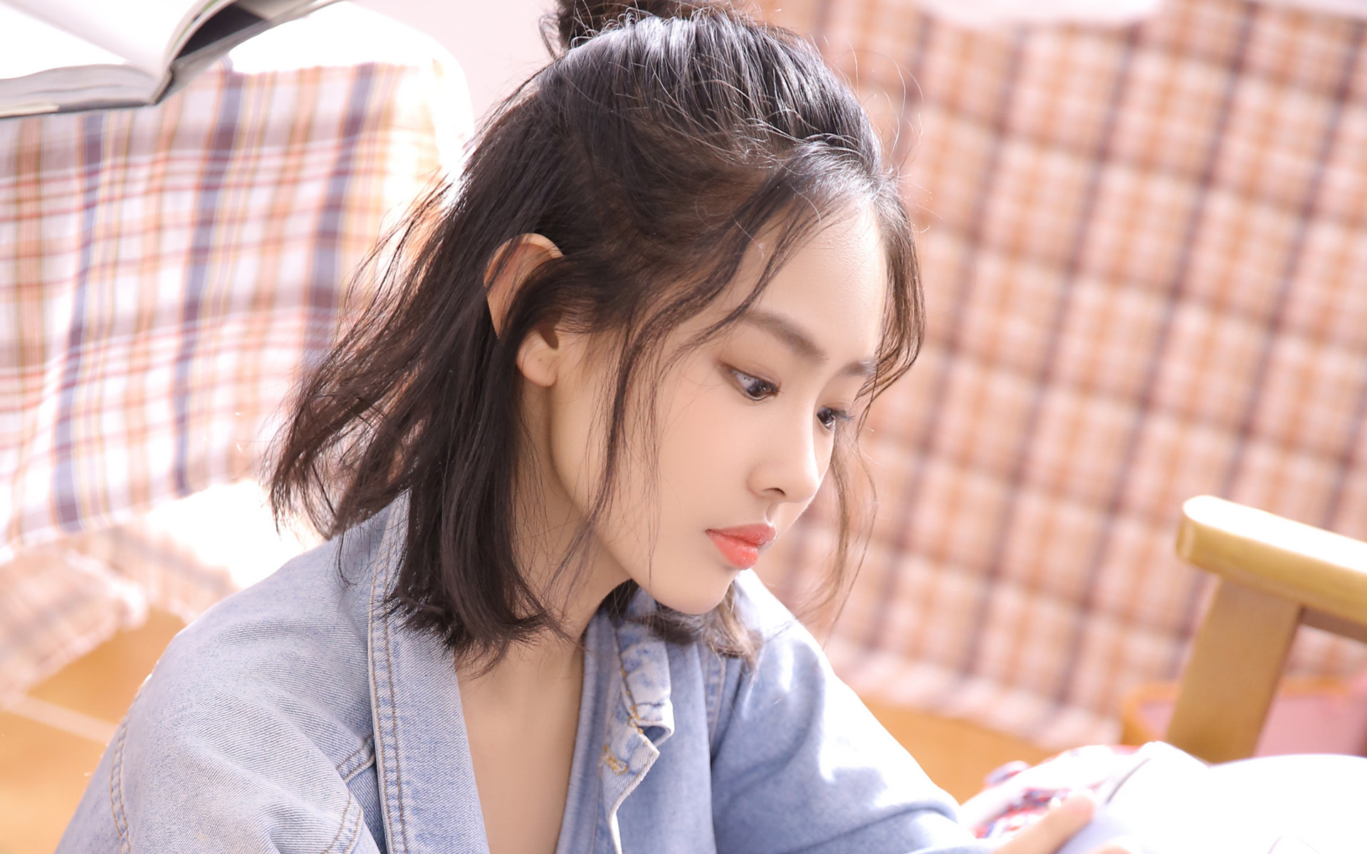 清纯  牛仔衬衣美女性感