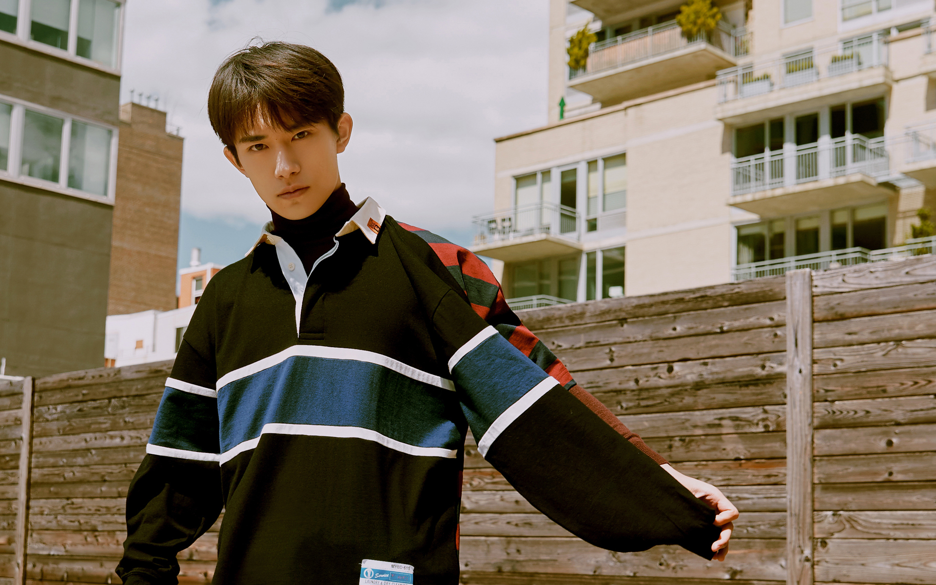 明星风尚 易烊千玺