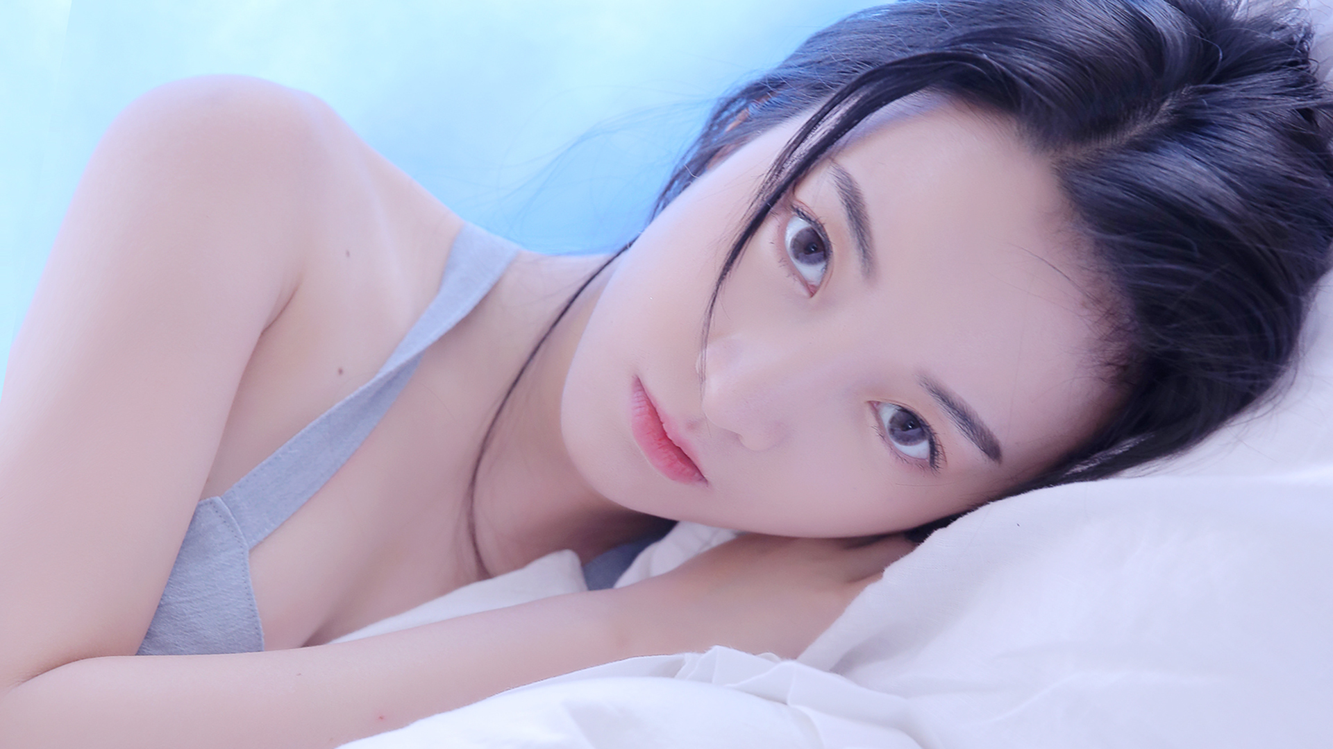 性感女神  美艳  性感美女  诱惑