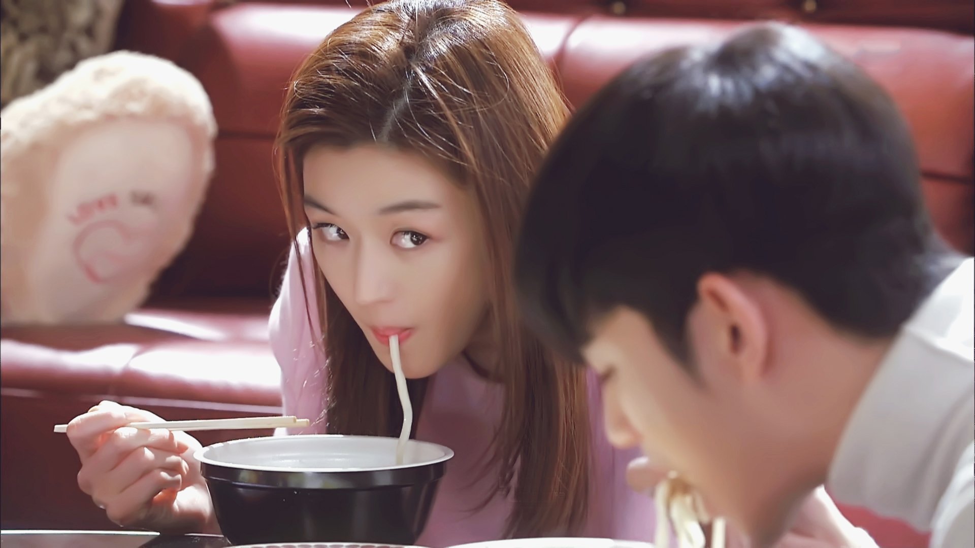 影视剧照 来自星星的你 韩剧 明星 都敏俊 教授 千颂伊 全智贤 金秀贤