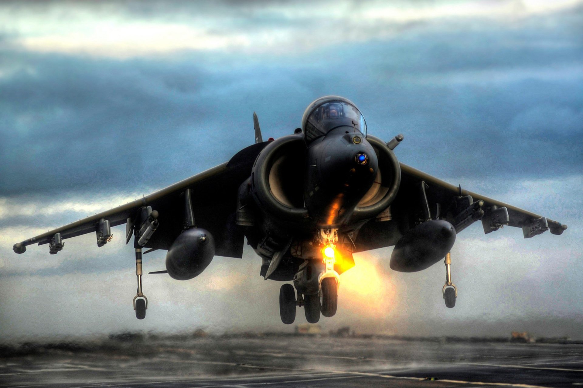 军事 武器 军事天地 飞机 战机 飞翔 天空 战争 演习