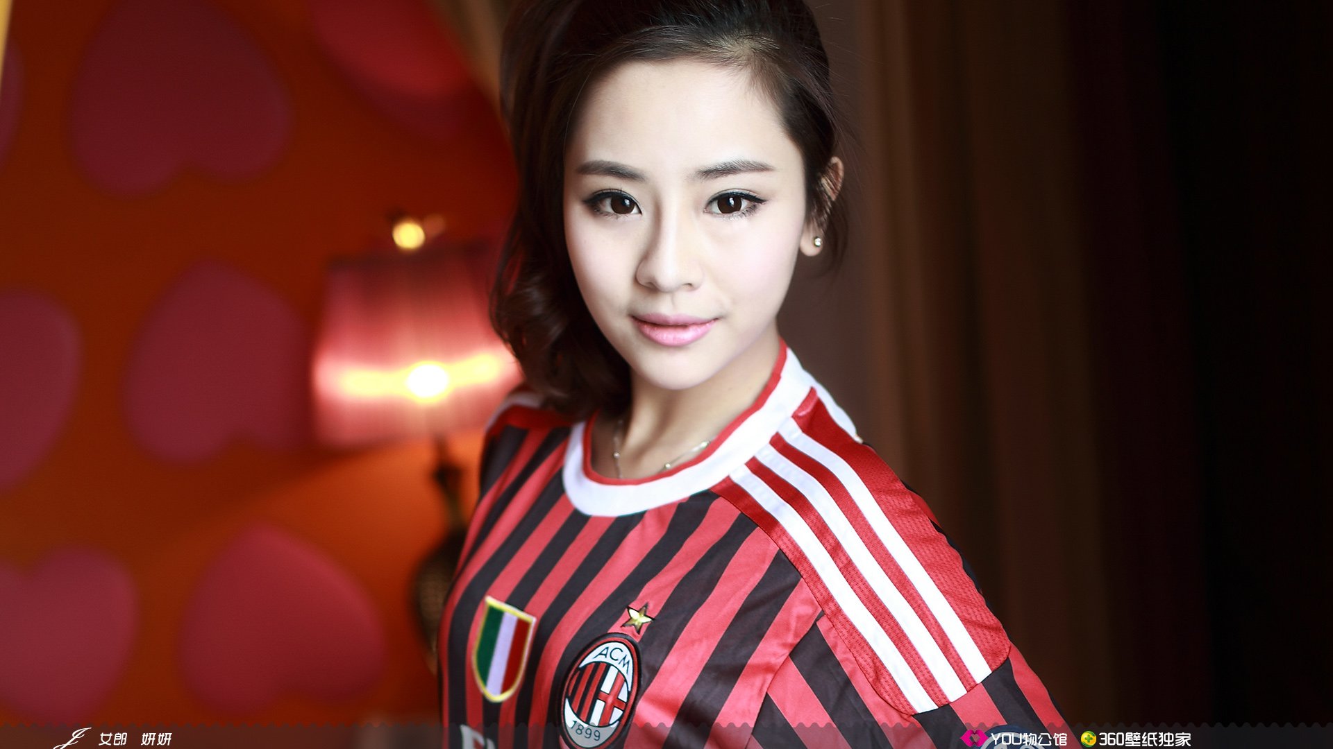 YOU物公馆  @YOU物公馆官博 美女 YOU物馆 足球宝贝 世界杯 J女郎 妍妍