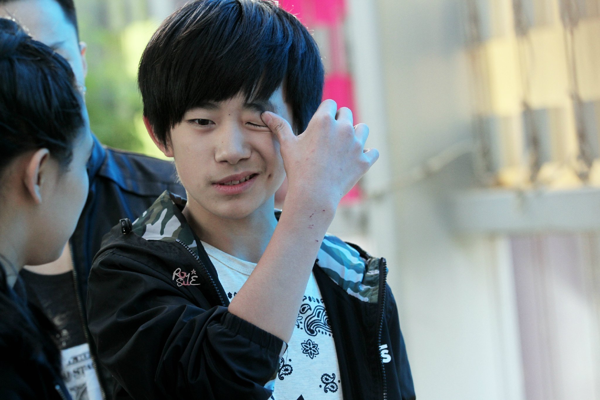 明星 组合 帅哥 TFBOYS 易烊千玺