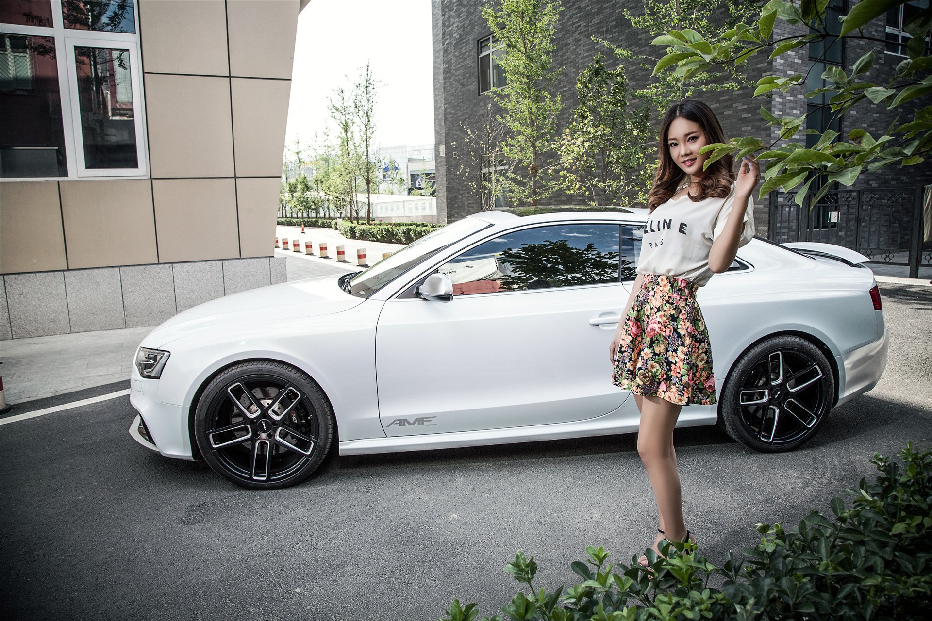 美女 模特 车模 奥迪RS5 温洁 改联网