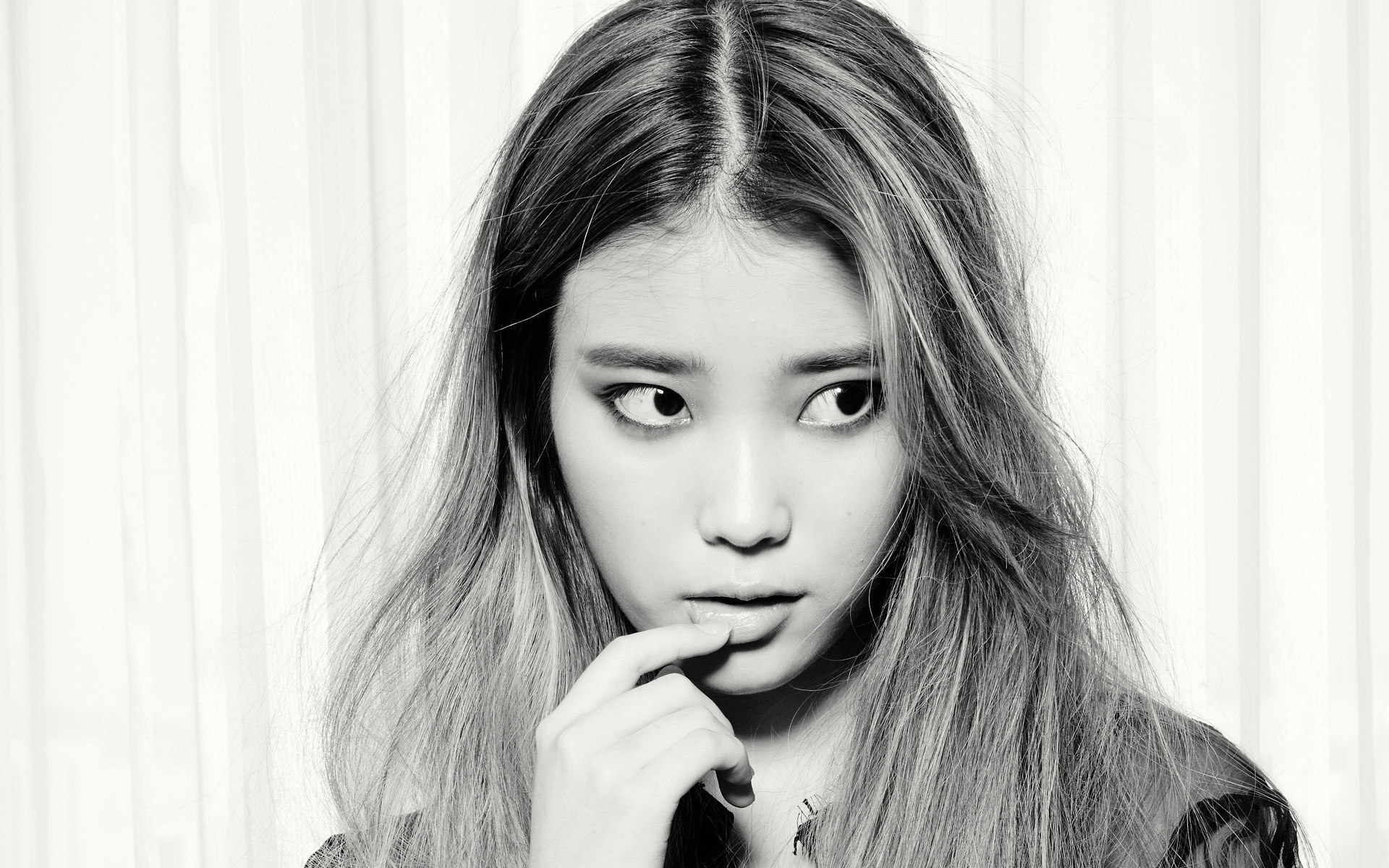 清纯 黄美英 黑白