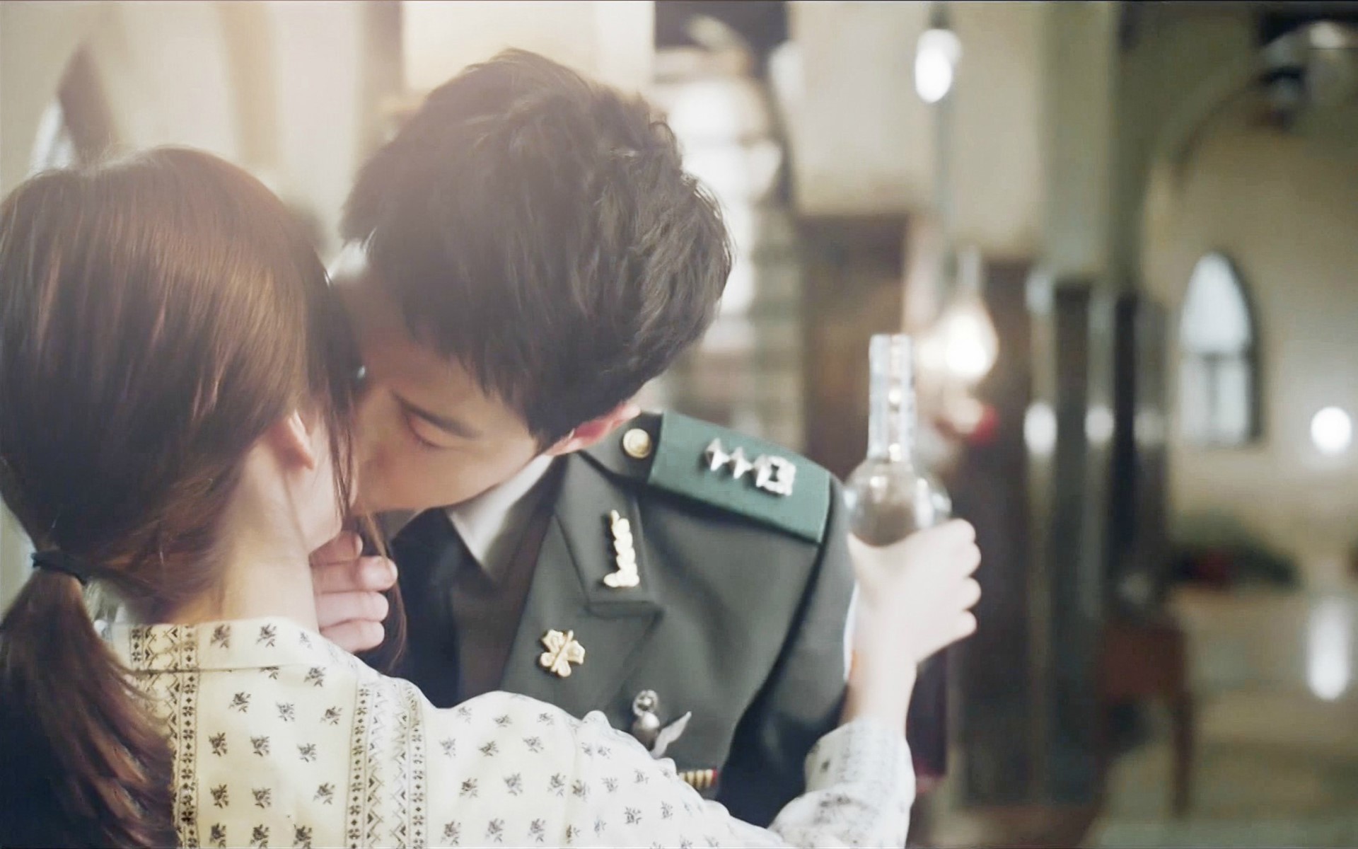 太阳的后裔 宋仲基 宋慧乔 言情偶像剧 韩剧