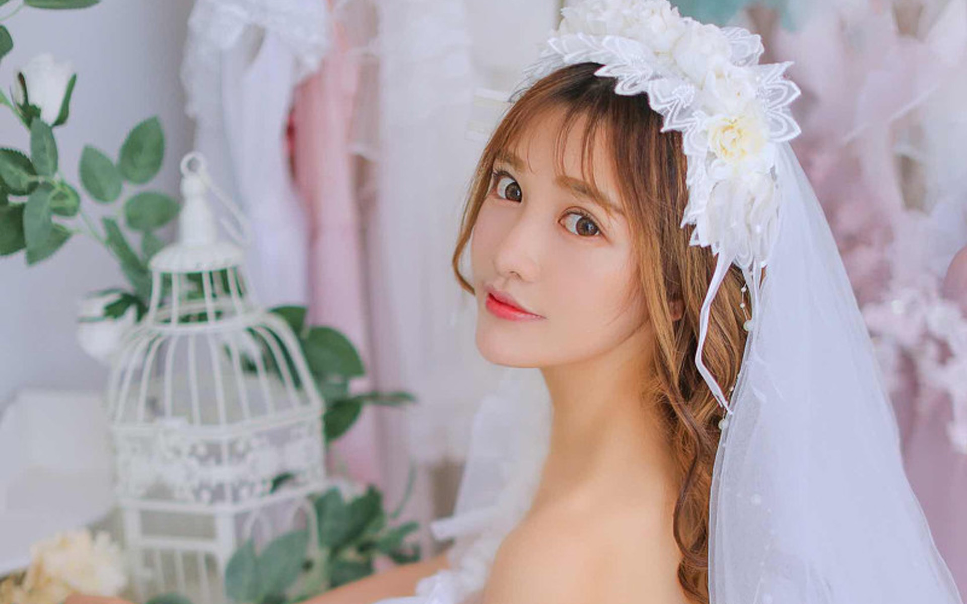 清纯 婚纱美女 优雅