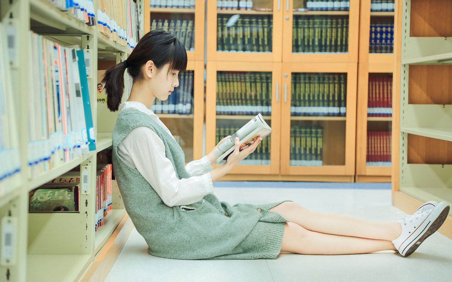 陈都灵 左耳 清纯可爱 萌妹子 演员 模特 明星