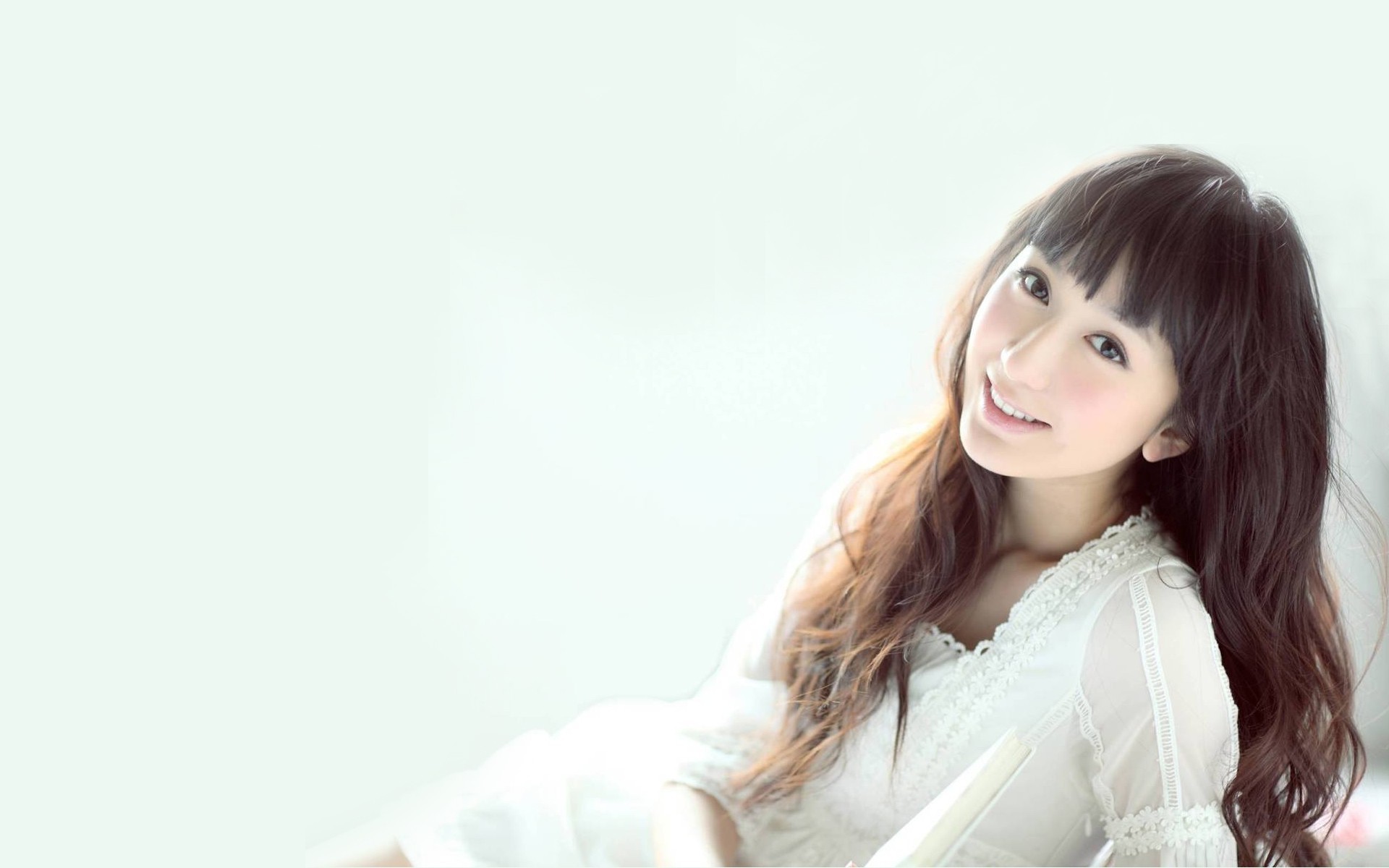 娄艺潇 大陆演员 气质美女 明星