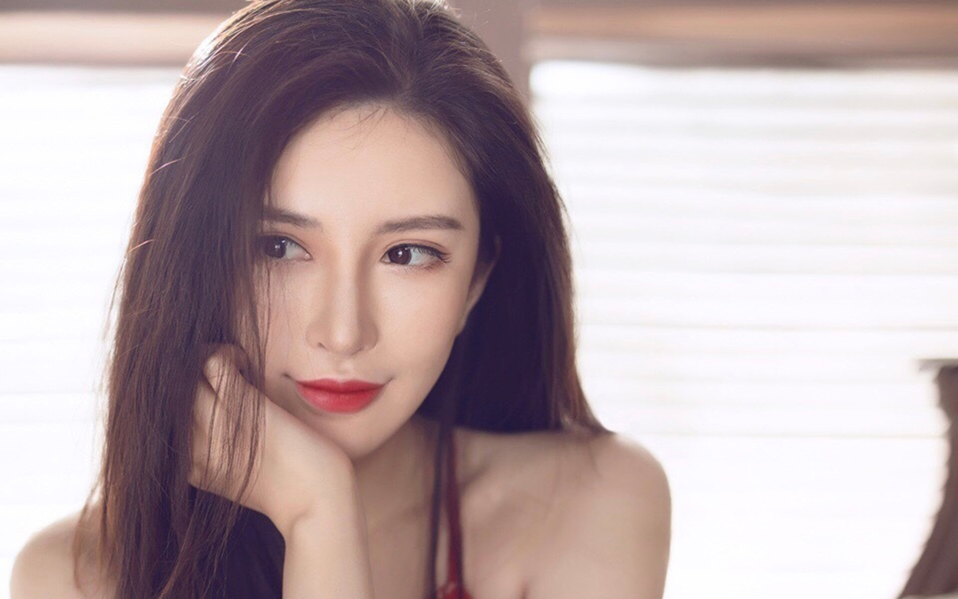 性感女神  美艳  性感美女  诱惑