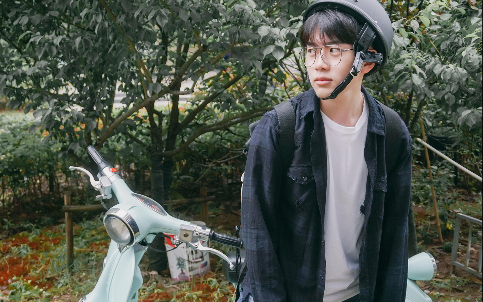 明星风尚 费启鸣