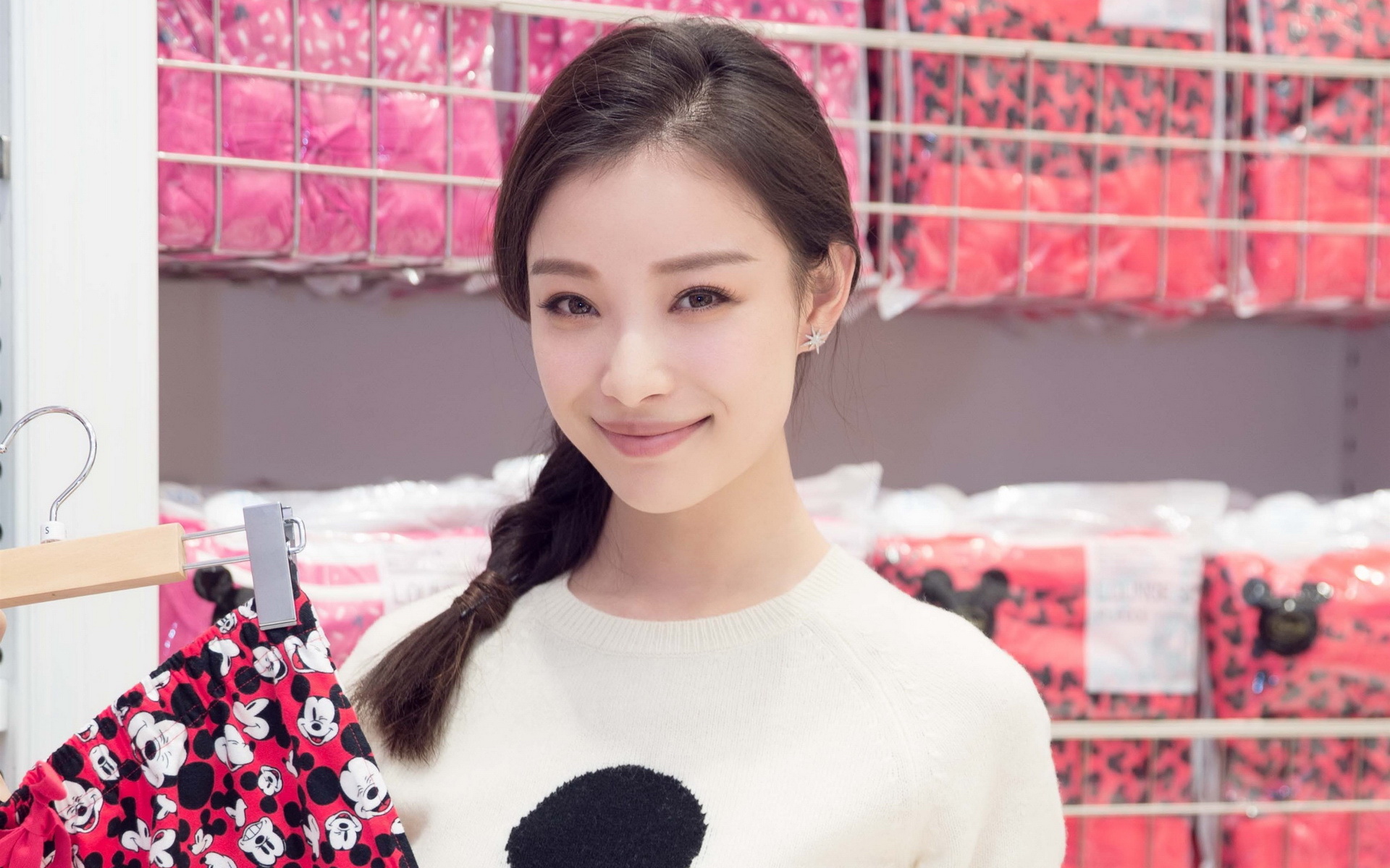 倪妮 优衣库 品牌 代言 宽屏 美女明星