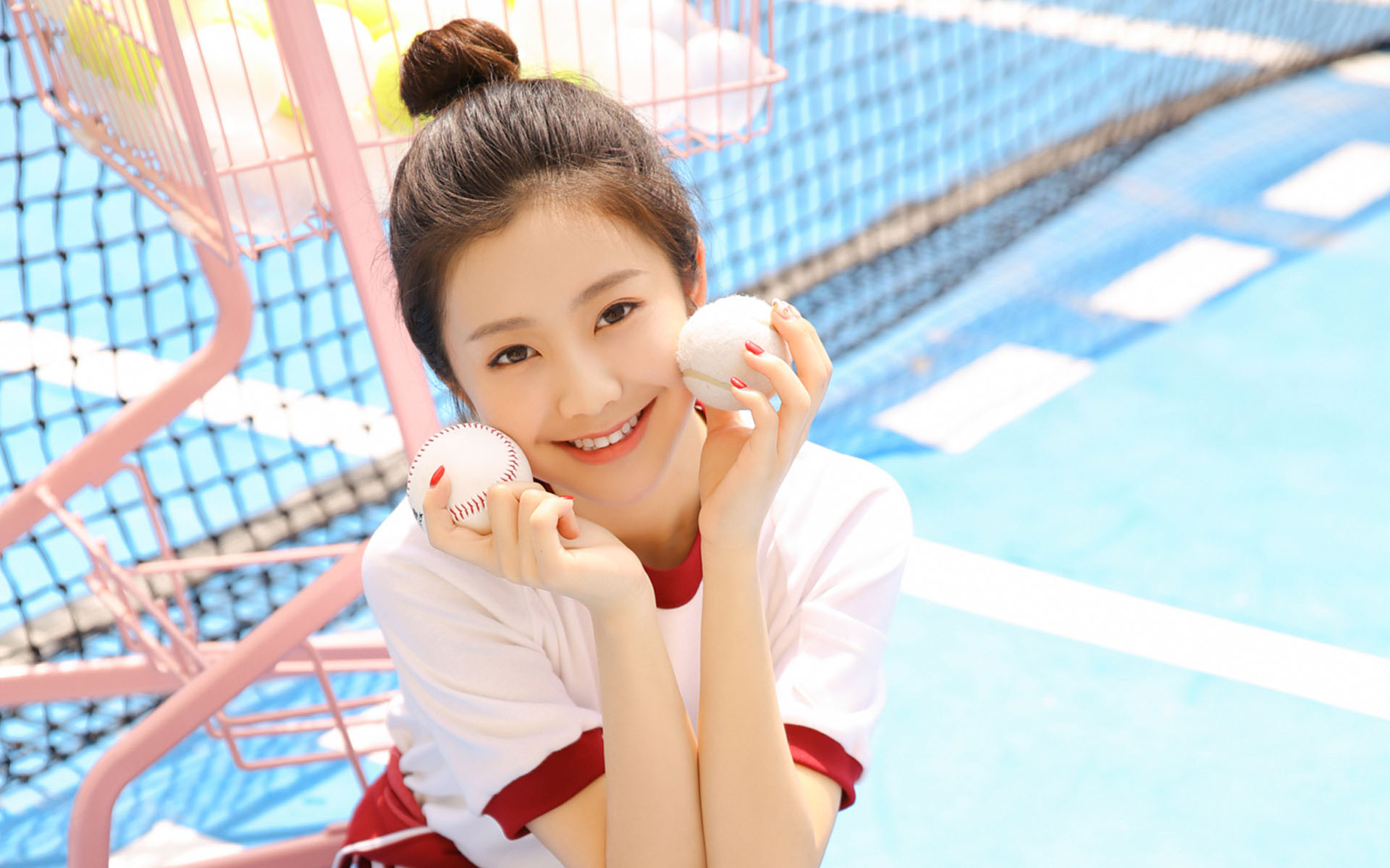 清纯  丸子头美女  学生妹  可爱