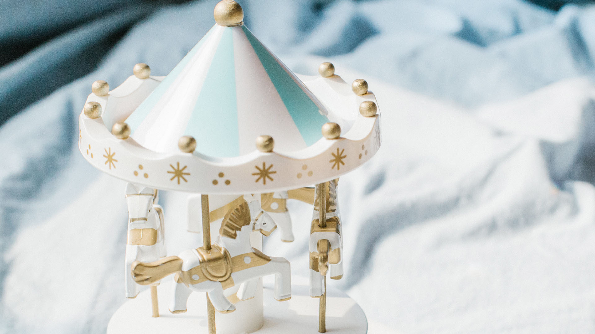 静物写真  旋转音盒