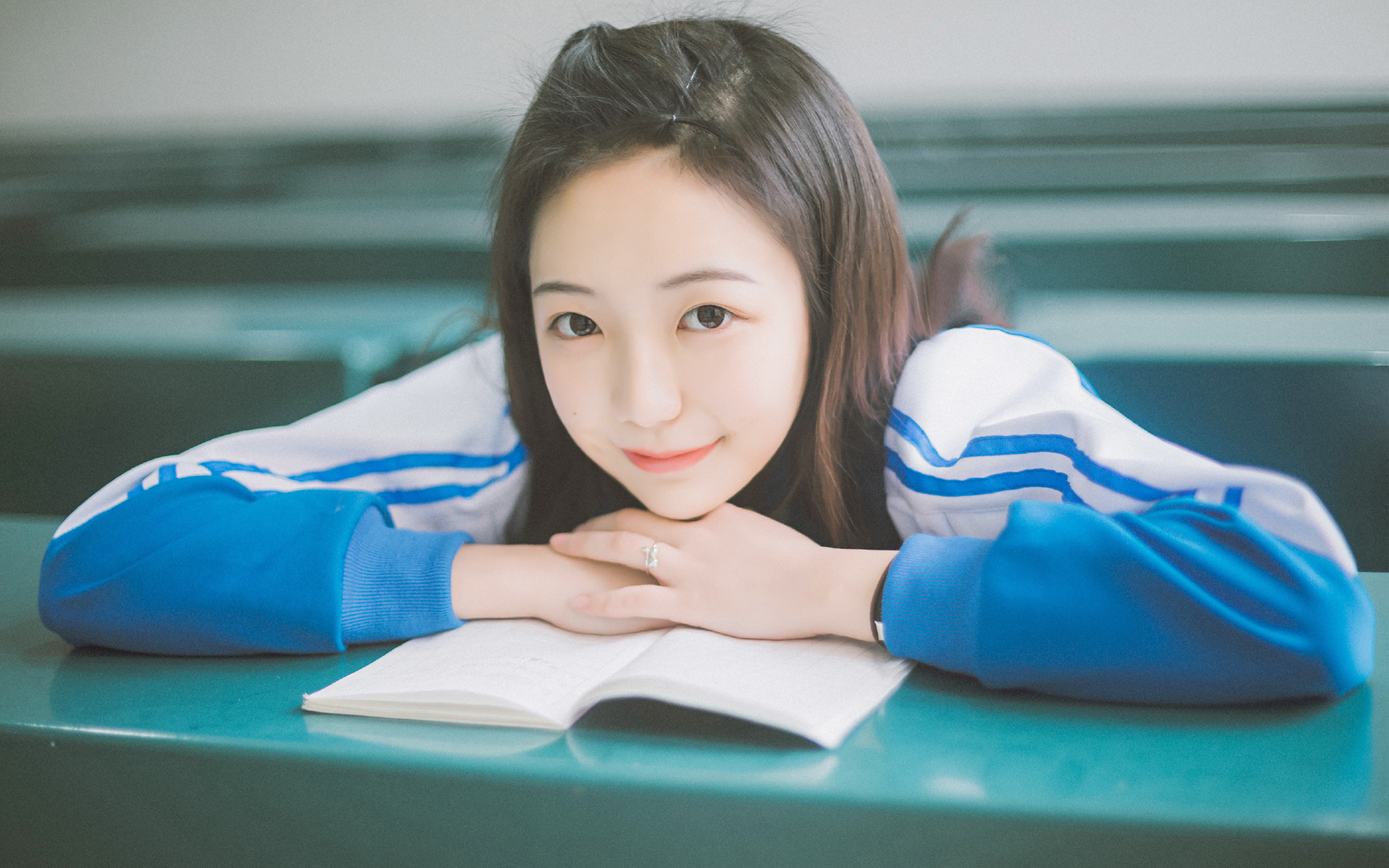 美女 清纯 可爱 治愈