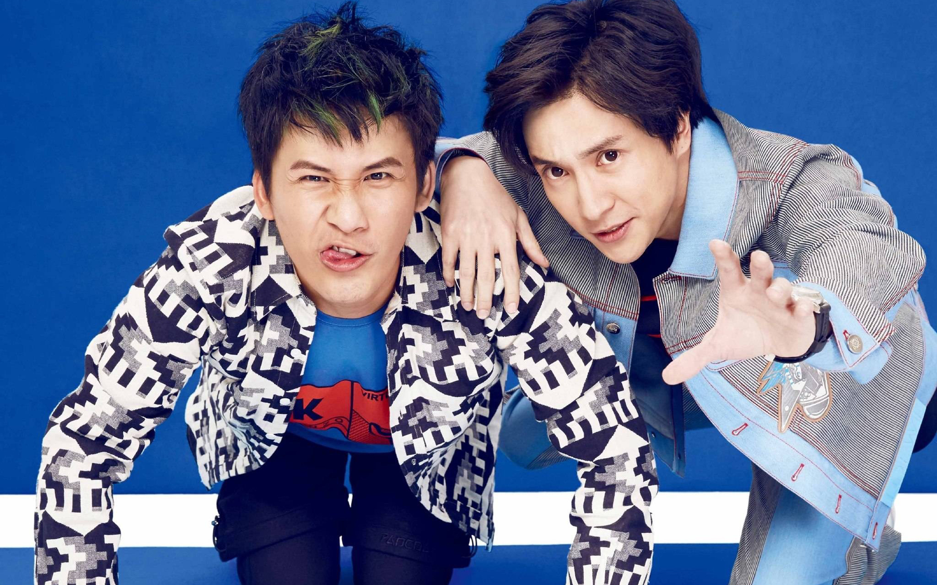 薛之谦  大张伟  歌手     段子手   逗比  帅哥   明星