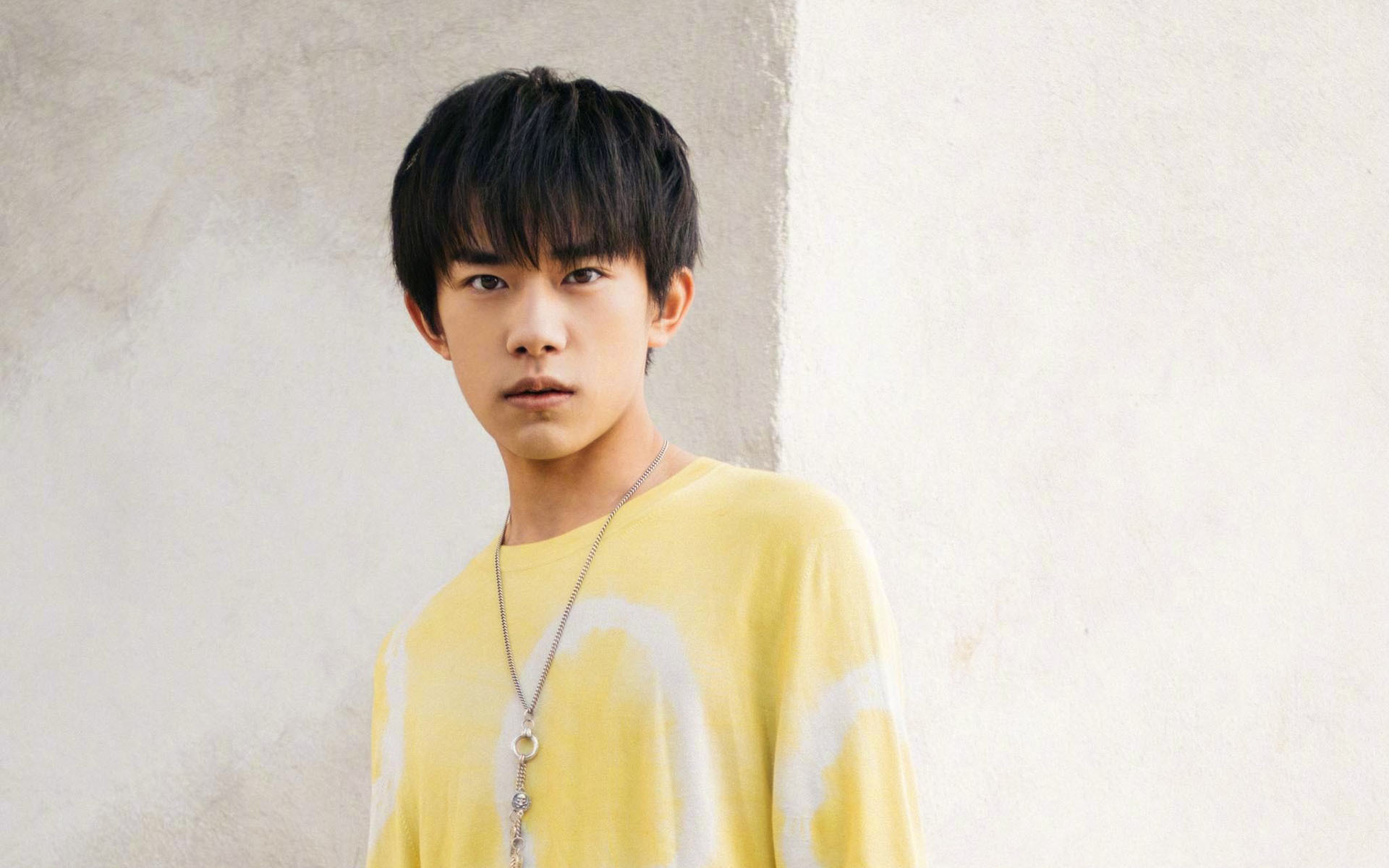 内地明星 易烊千玺 TFBOYS