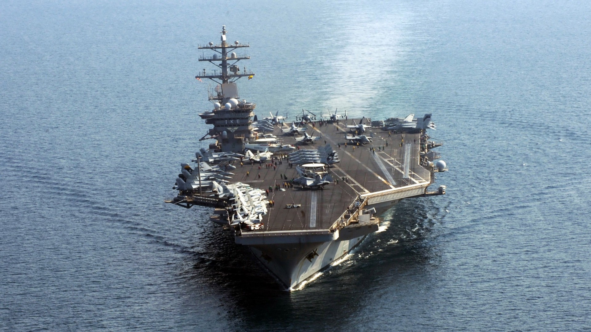 军事 海上 航空母舰 战斗机群