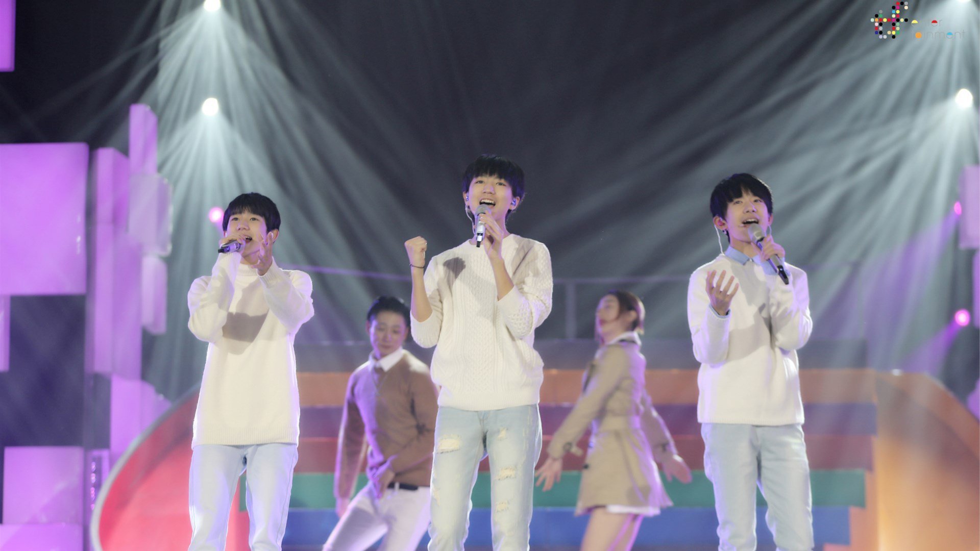 内地明星 TFBOYS