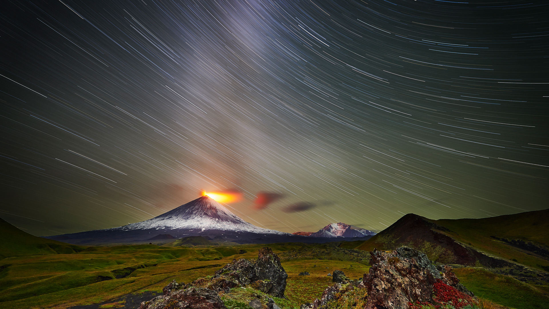 奇幻梦境 星空 流星 火山 草地
