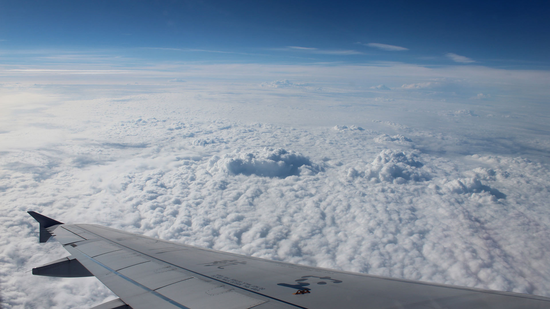 飞机 客机 航空 蓝天白云