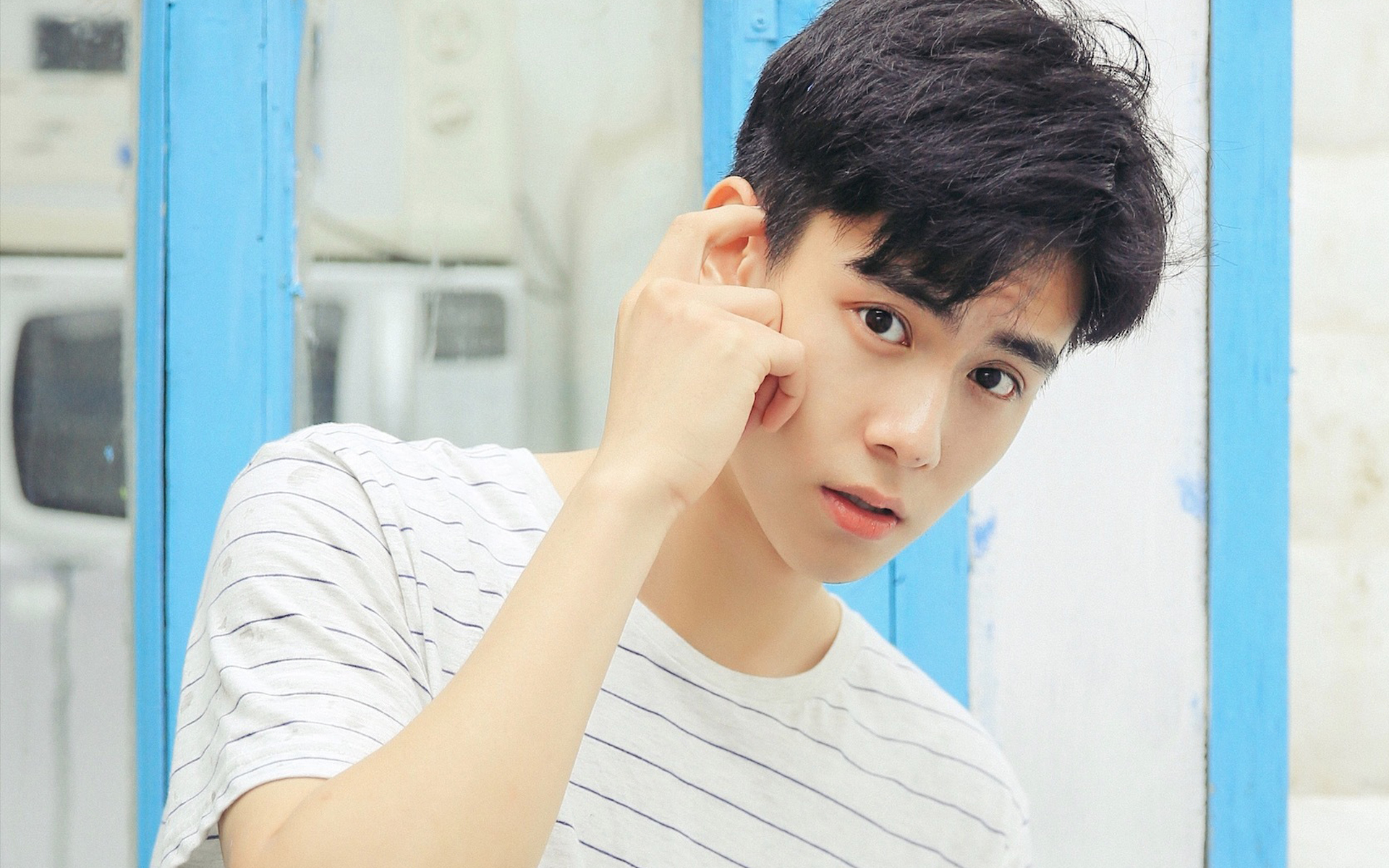 明星风尚 胡一天