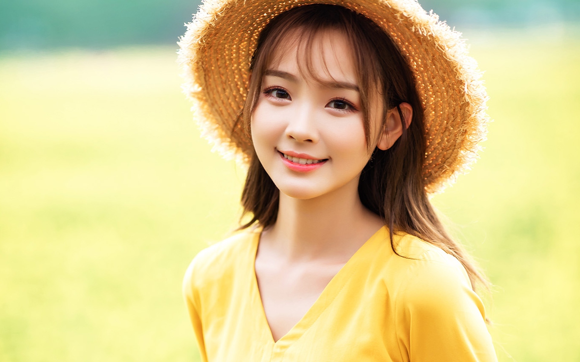 美女模特 清纯 花海