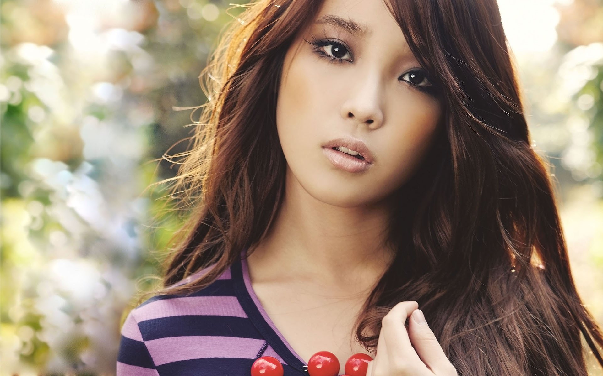 李智恩 韩国演员 歌手 主持人 气质美女 明星