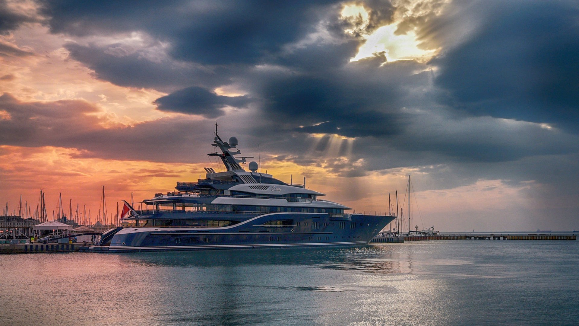 落日余晖 游轮 阳光 夕阳