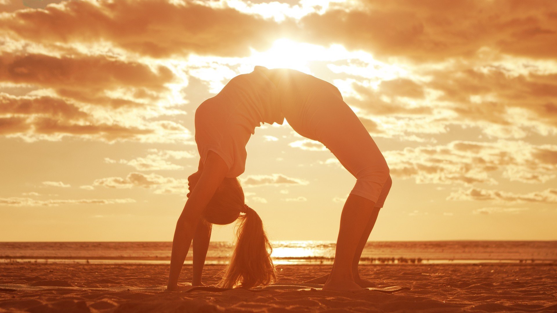 夕阳 美女 舞蹈 体操 魅影 光线 朦胧