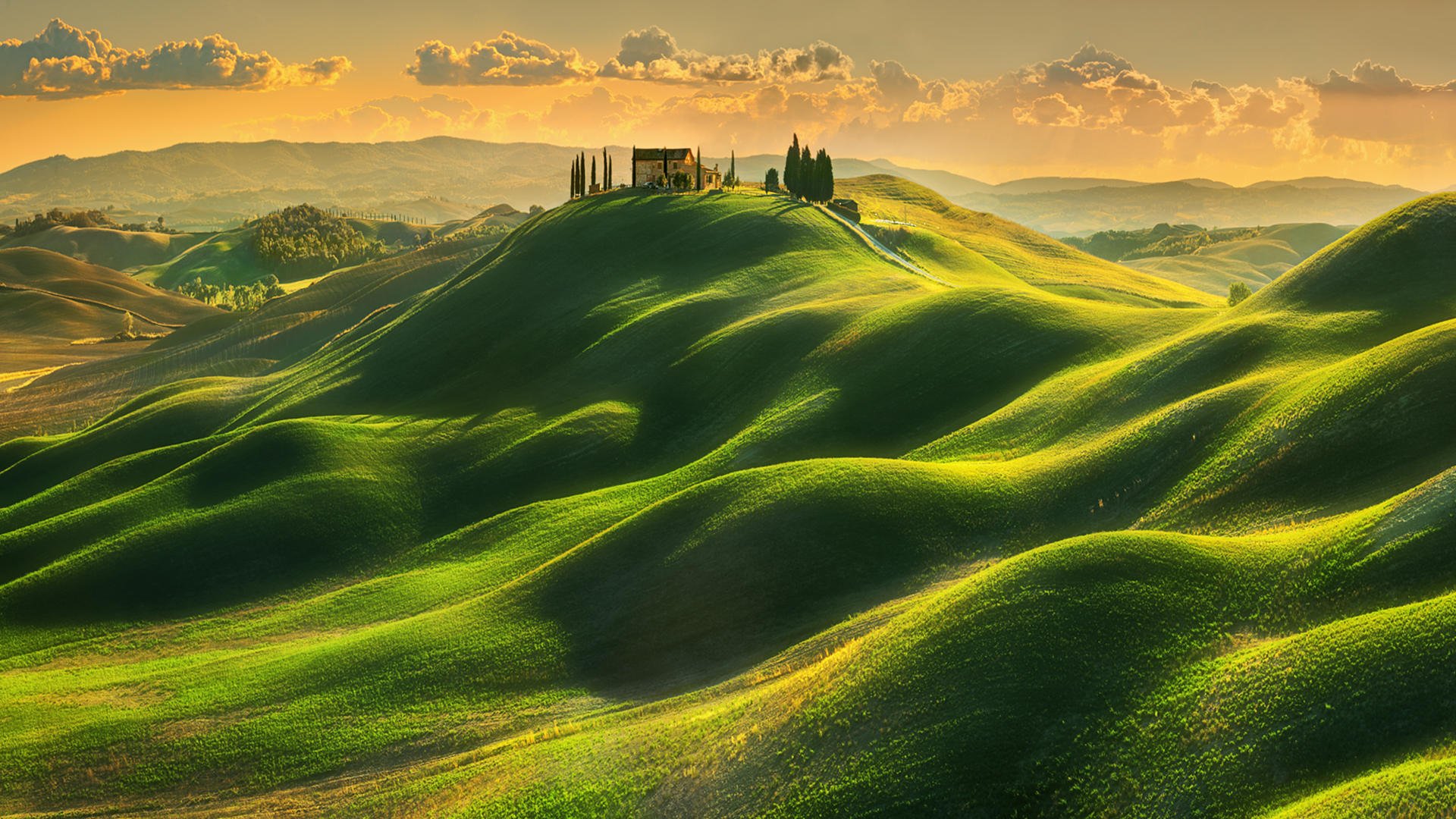 自然风光 草原 庄园 云朵