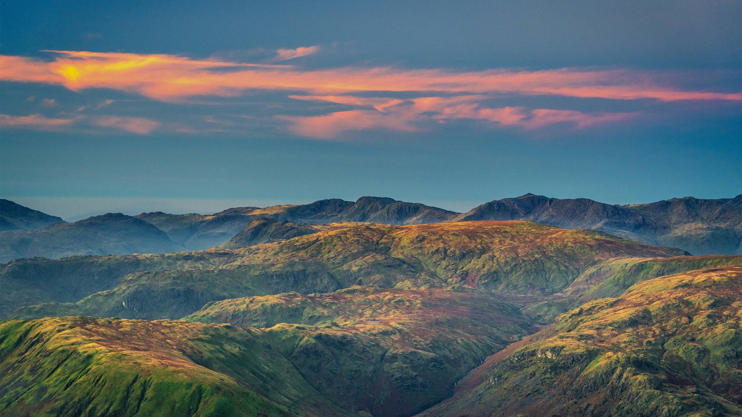 自然风光 晚霞 红云 夕阳  山峰 山脉