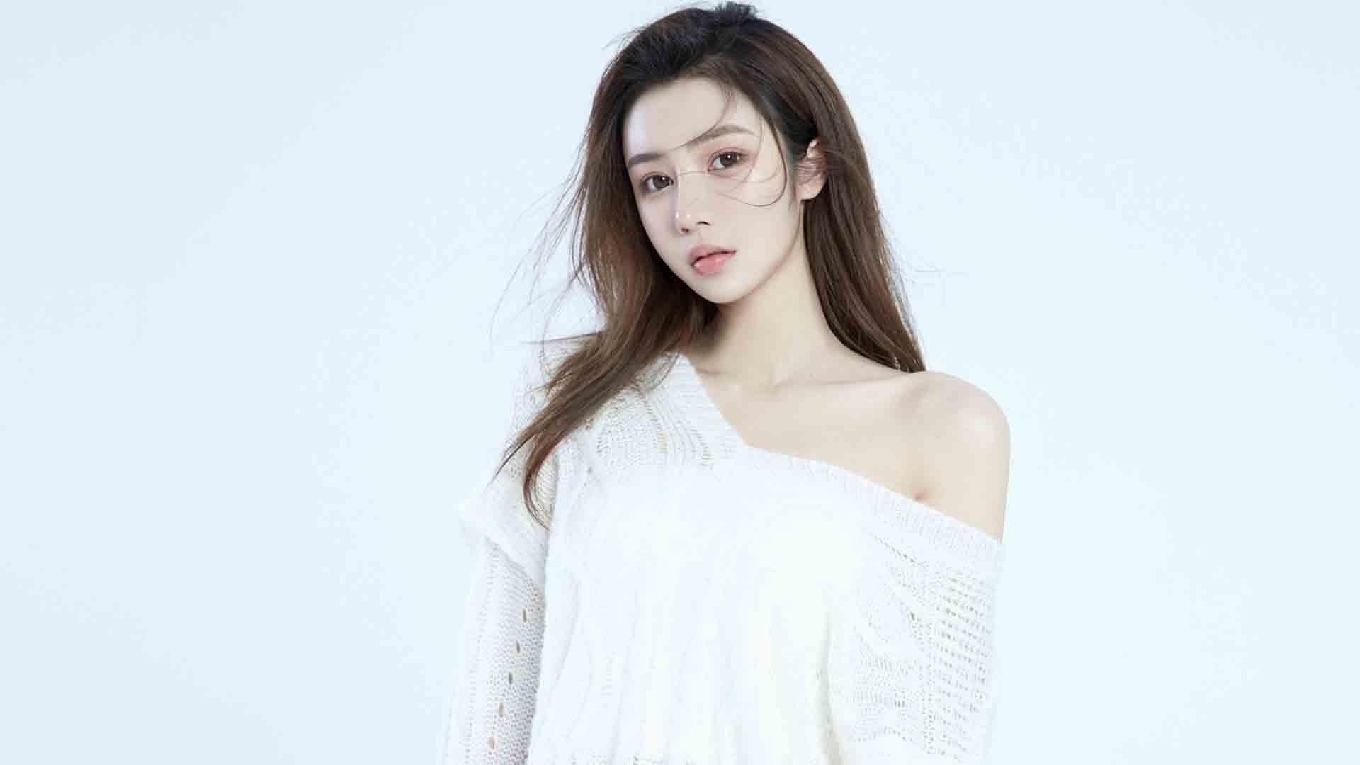 性感女神 美肩 毛衣 长发 露肩