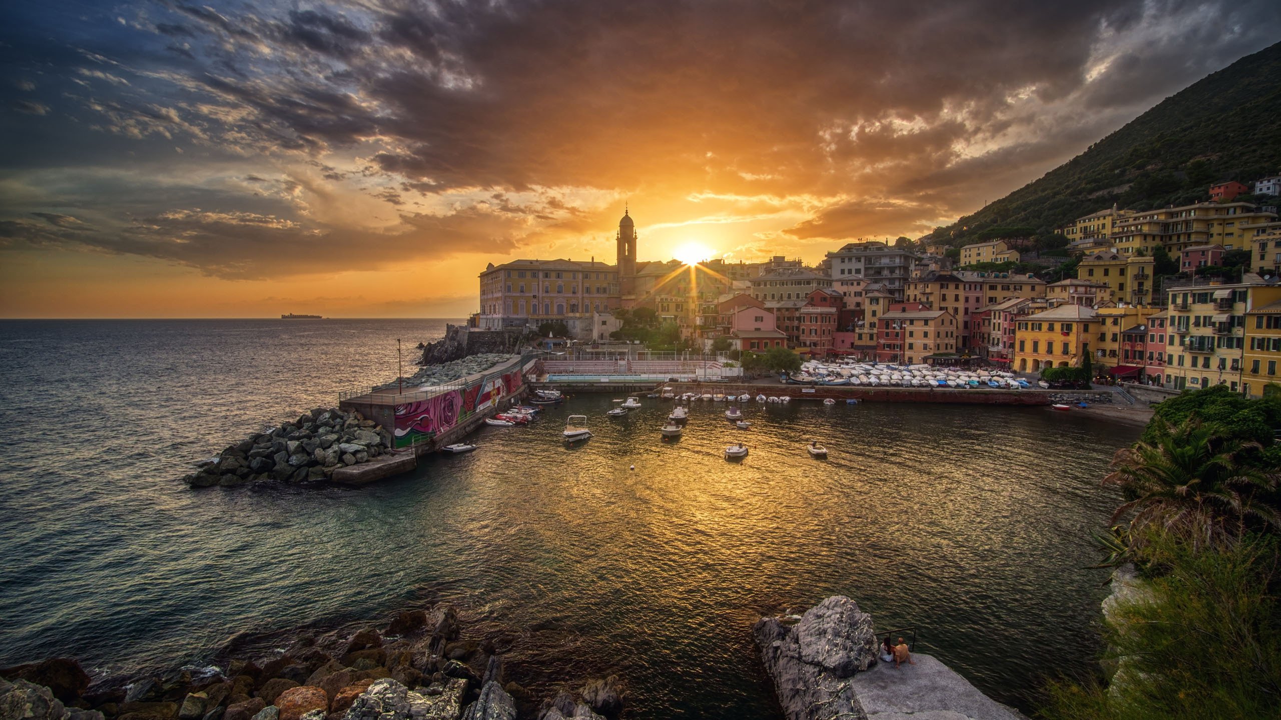 海洋天堂 五渔村 日出 渔港 渔船 意大利