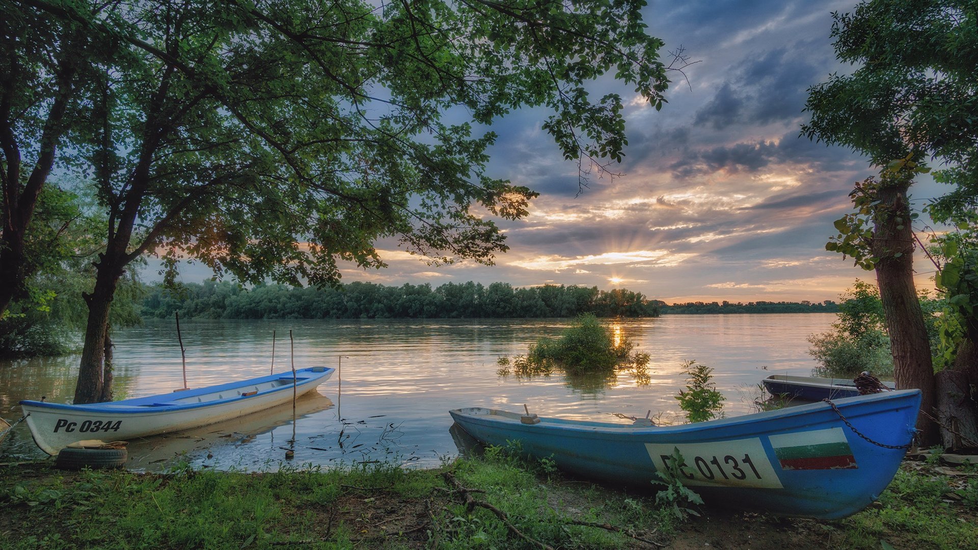 自然风光 日出 湖泊