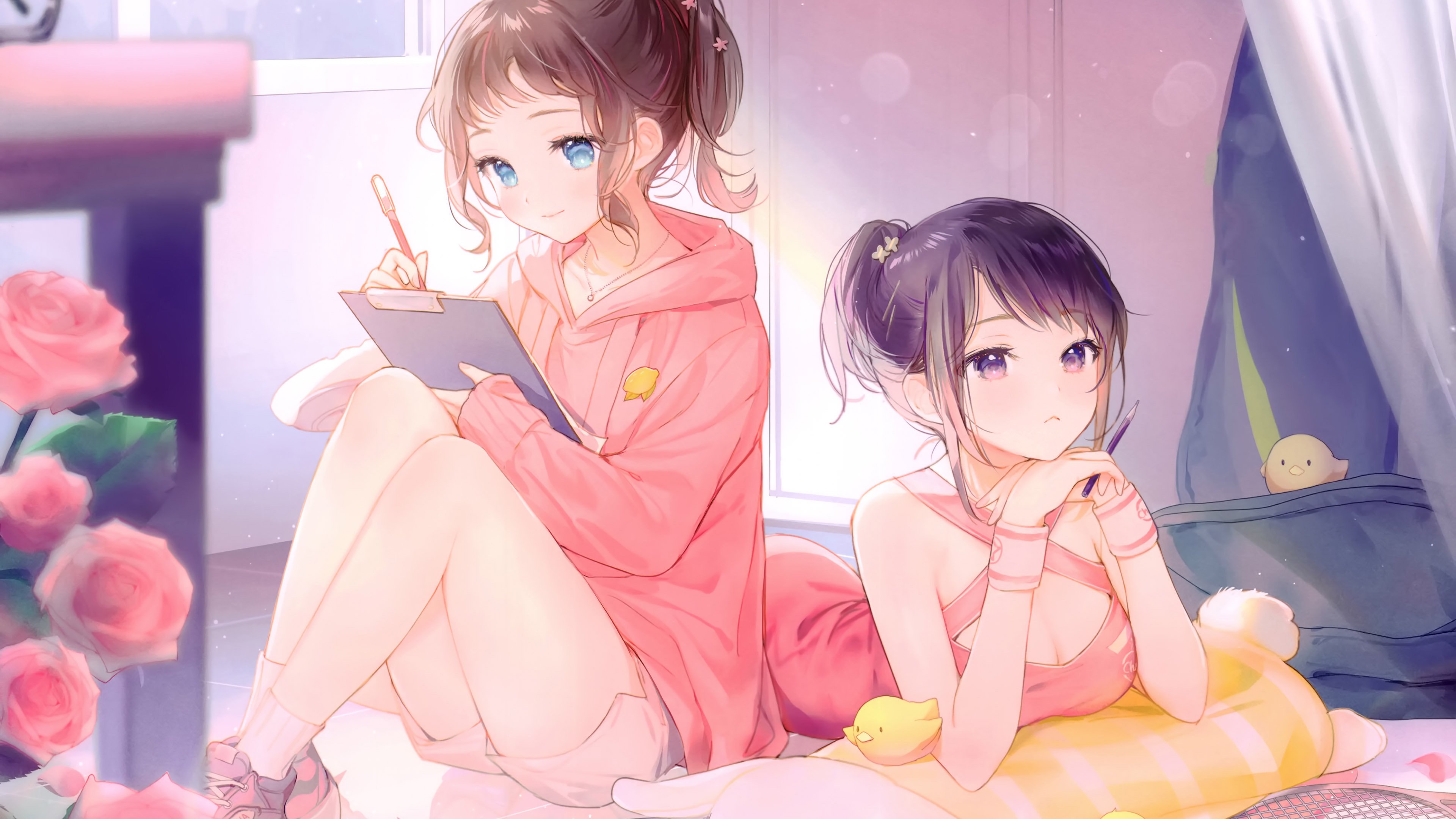 两个可爱女孩 画画 写字 玫瑰花