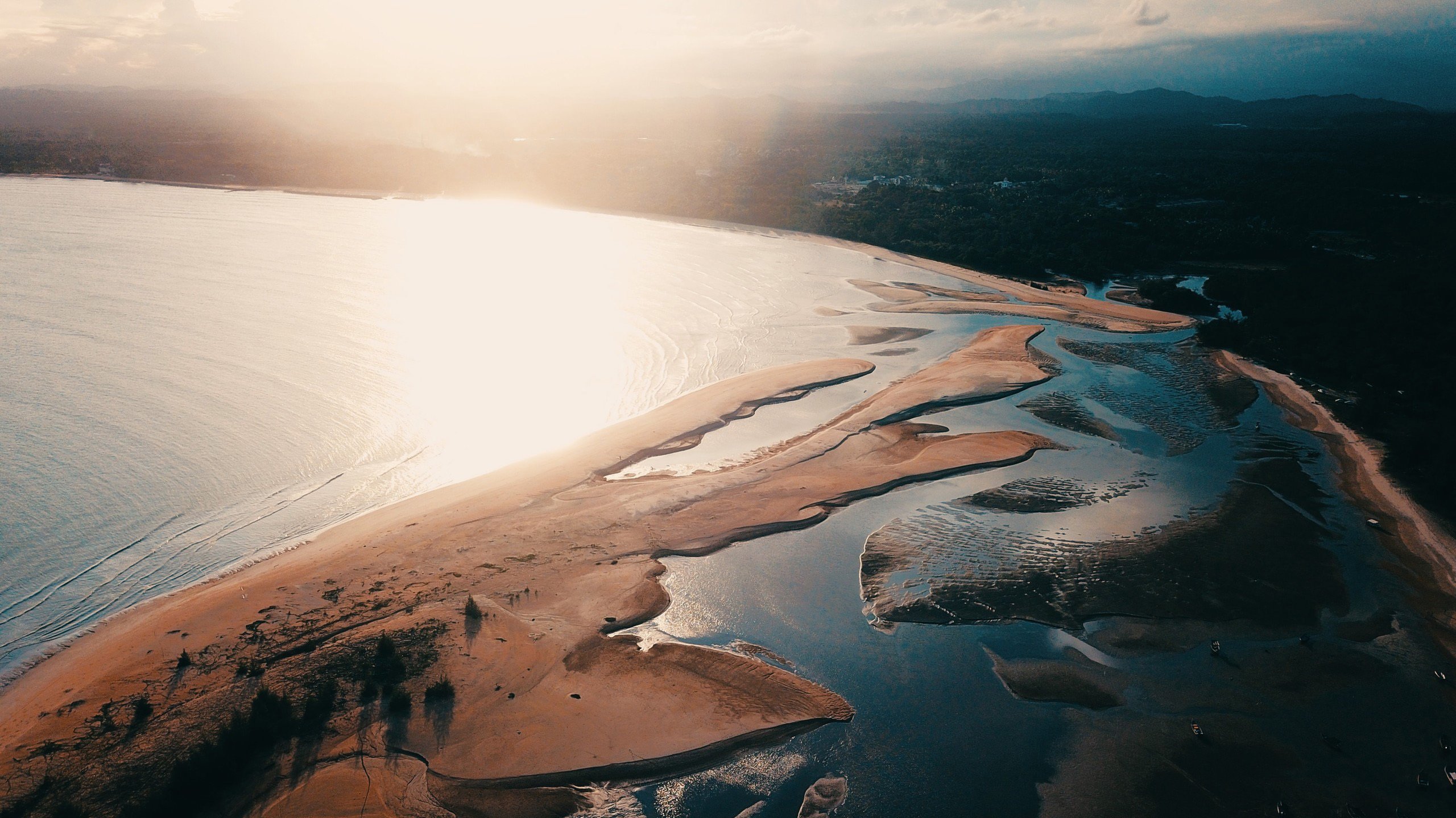 自然风光 江滩 大江 日出 沙滩