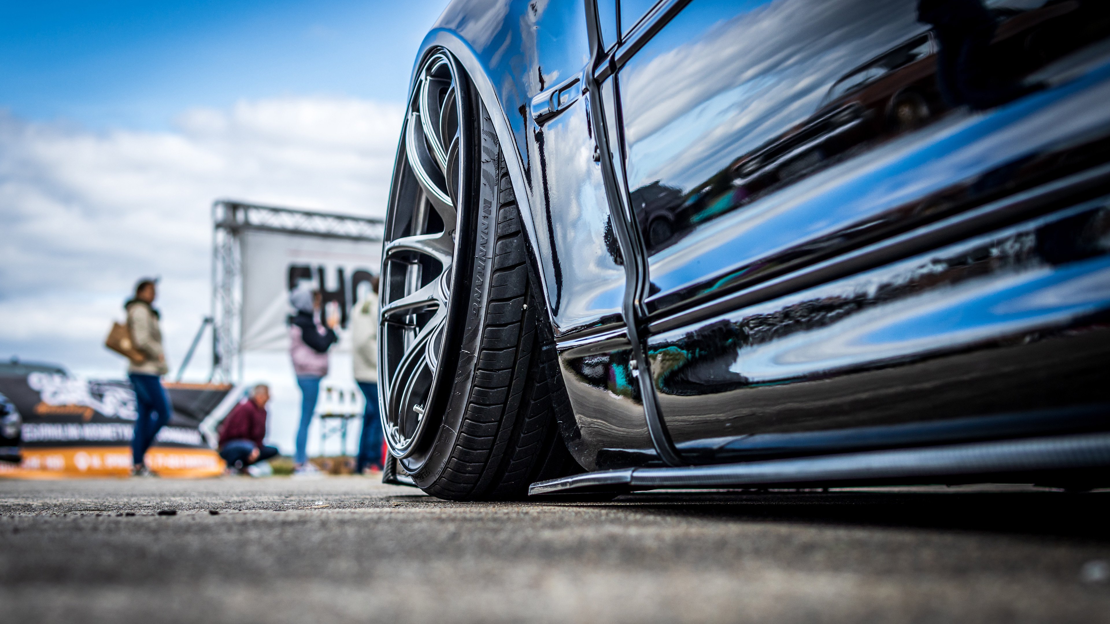 宝马 赛车 车轮 特写