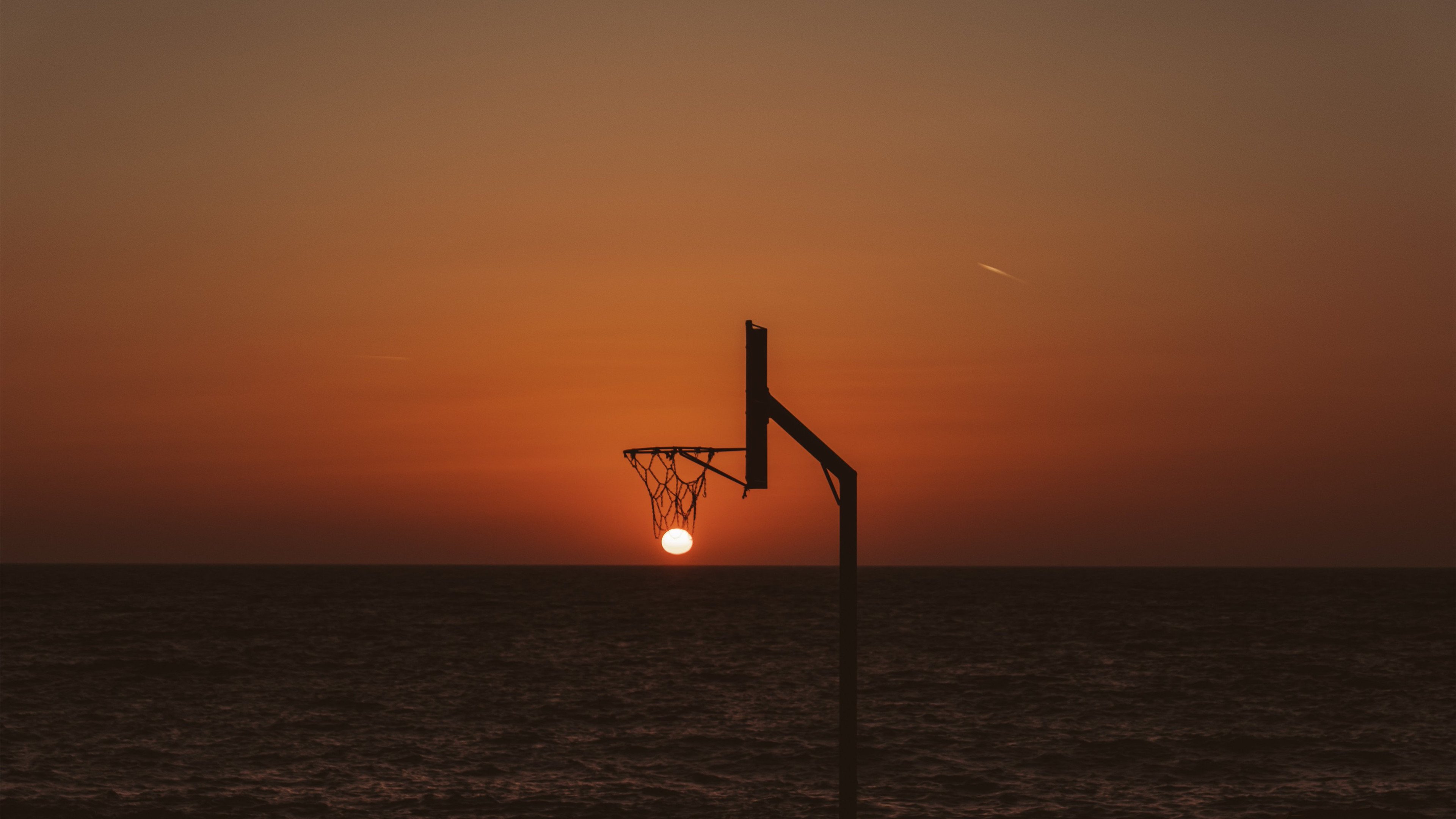 日出 篮球架 创意