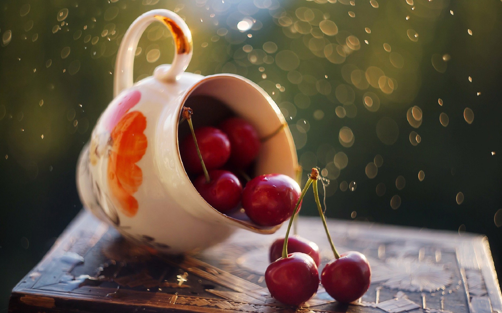 静物写真 樱桃 杯子