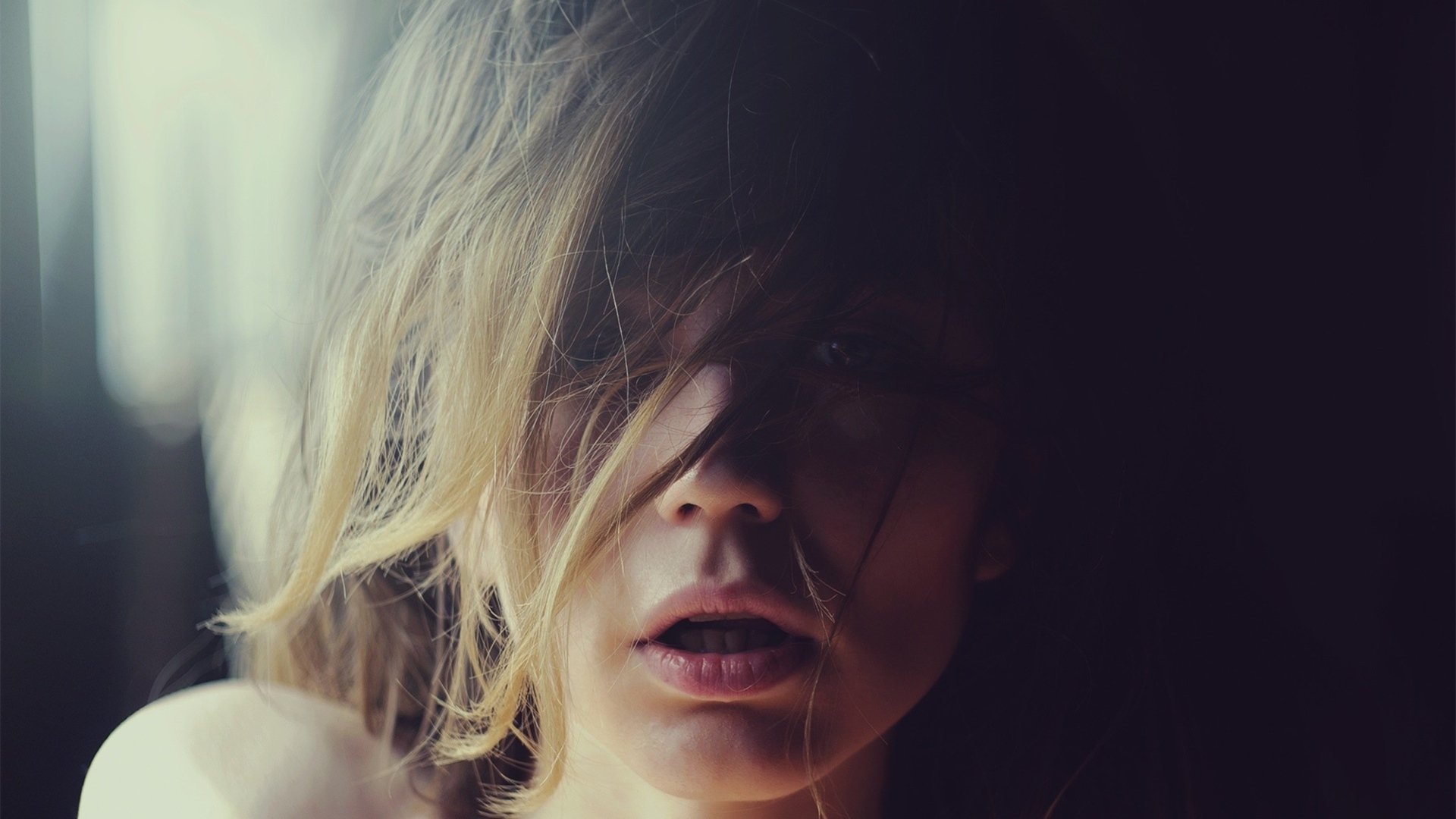 欧美女神 清晨 起床 乱头发