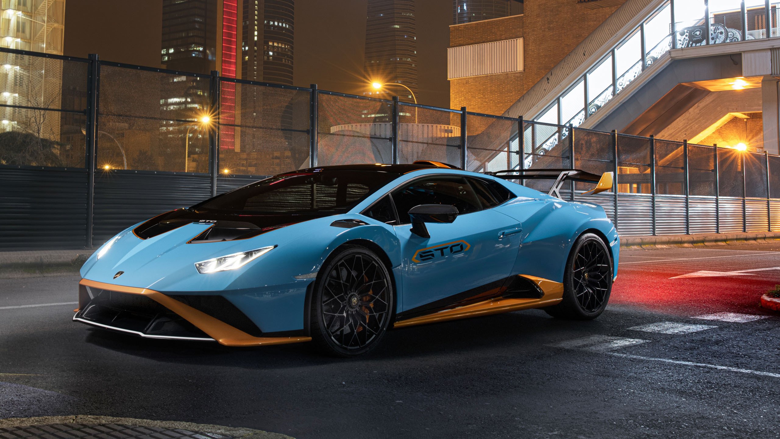 兰博基尼 夜景 灯光 街道 运动场