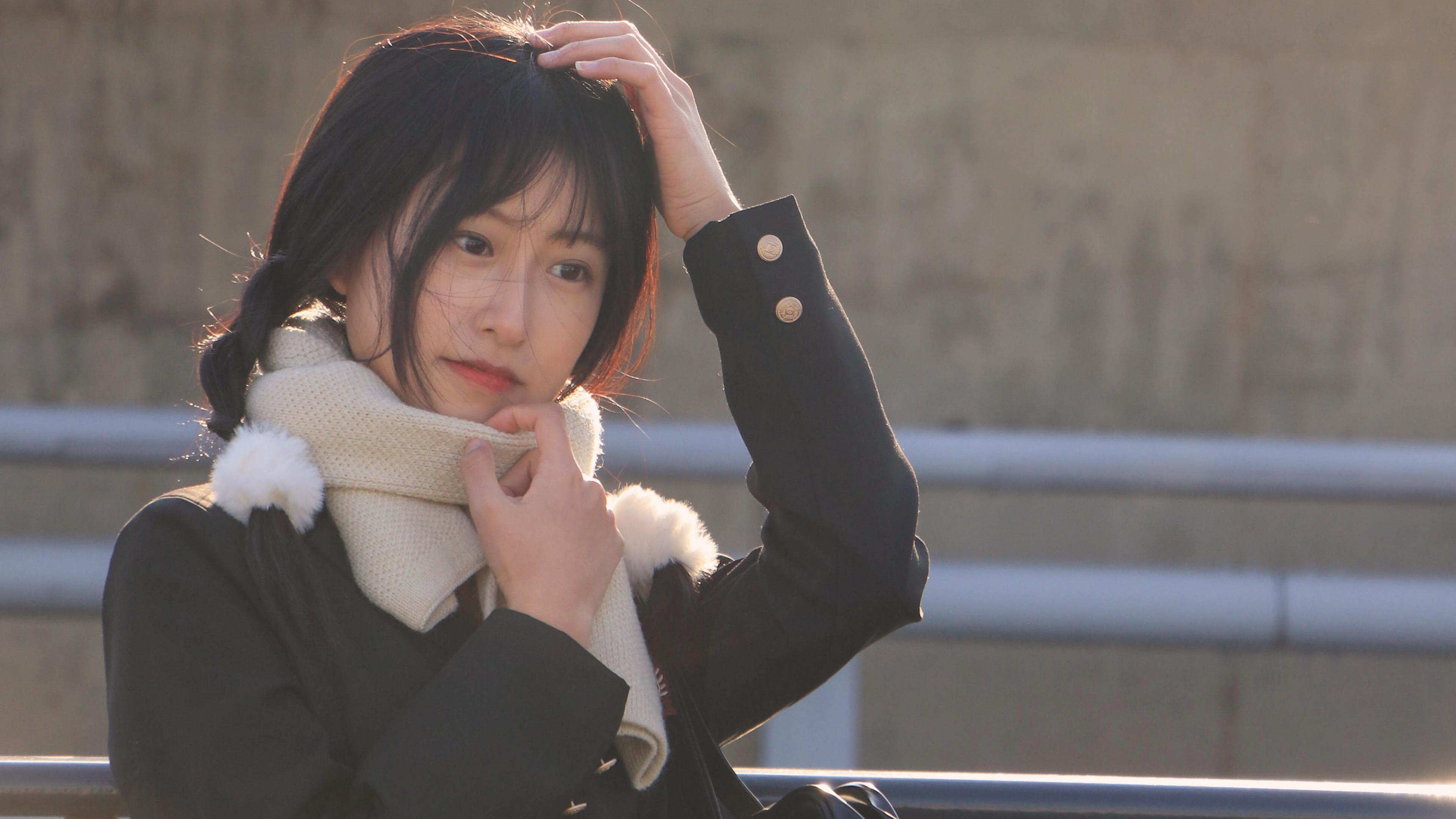 清纯 冬天 围巾 辫子 长发