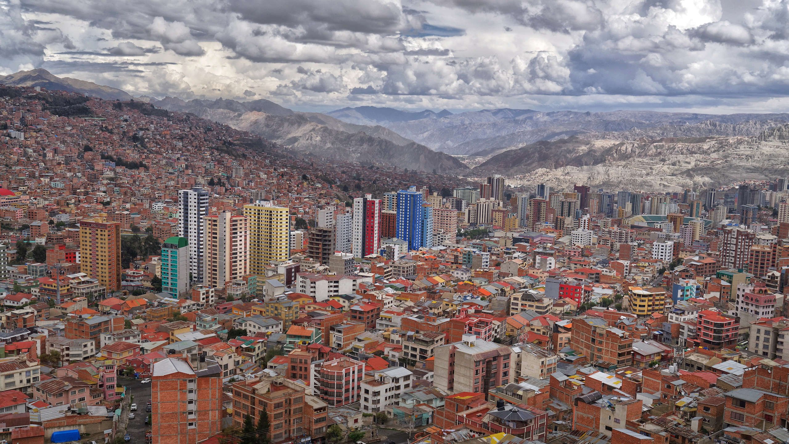 大都市 城市 建筑群 云