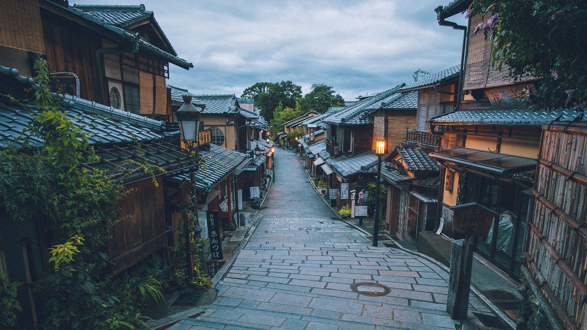 城市夜景 日本小镇 街道