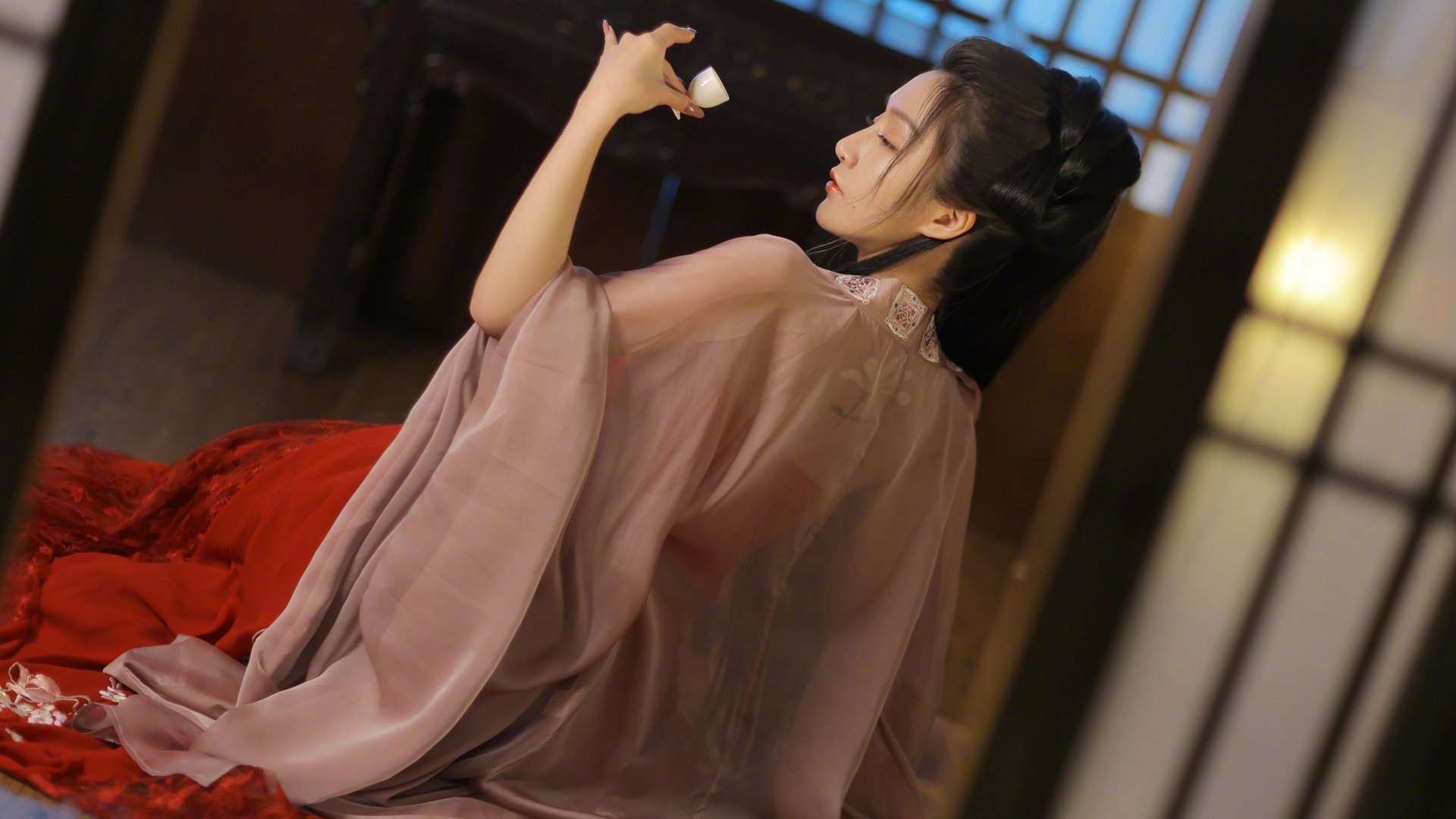 文艺古风 唯美 酒杯 长发 古装