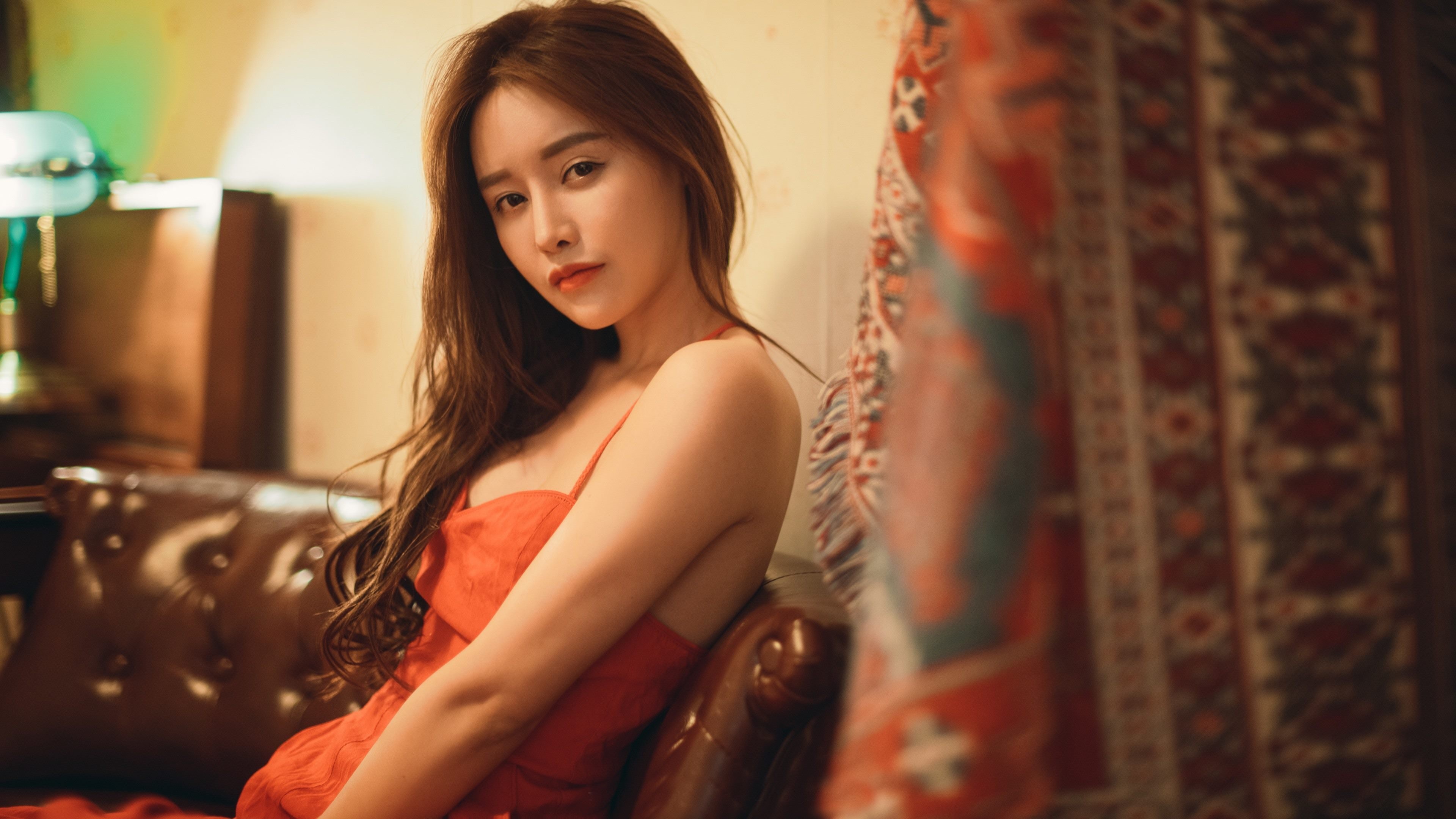 清纯 长发 橙色袜子 朦胧美美女