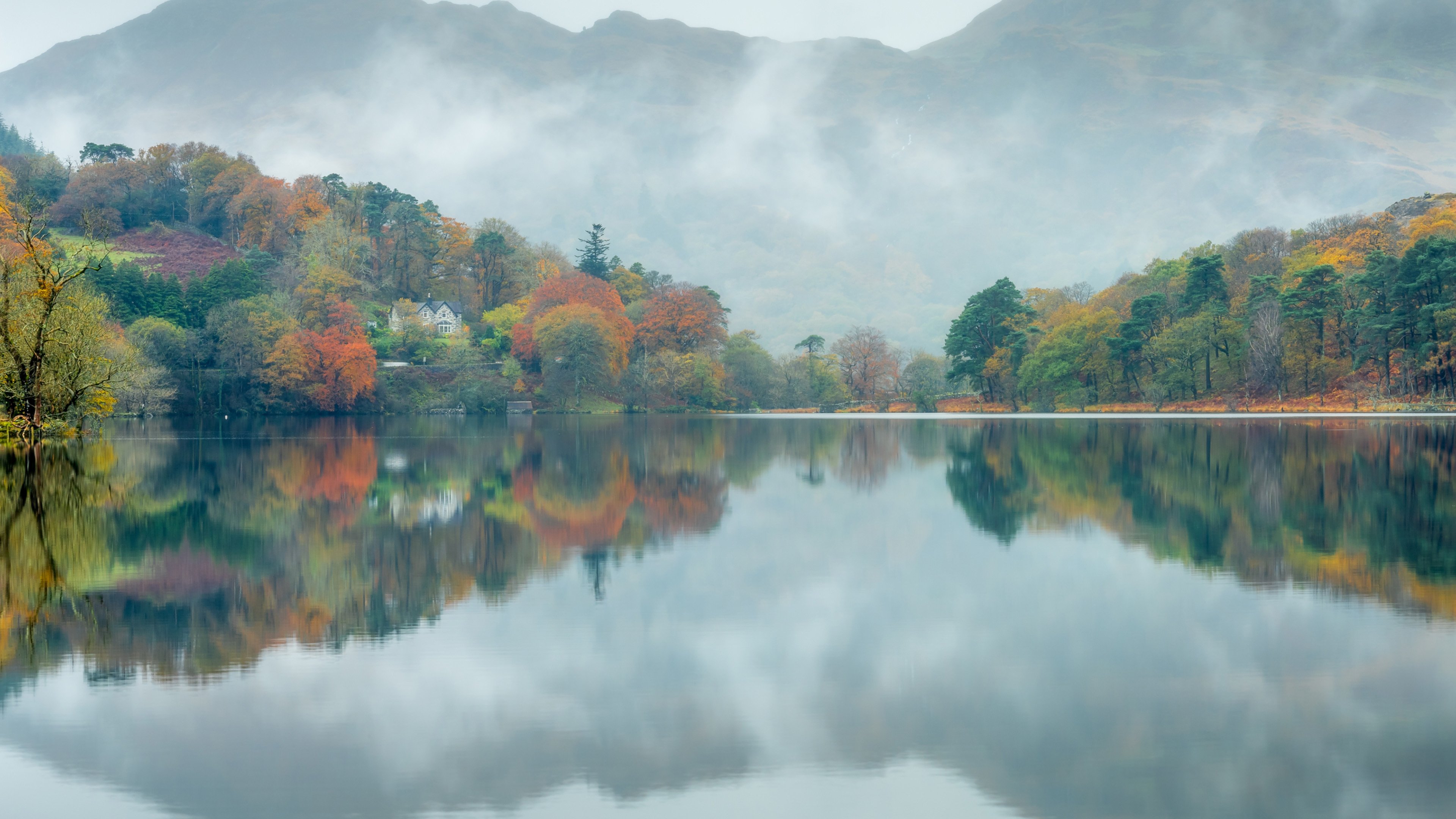 秋意正浓 雾 倒影 清晨